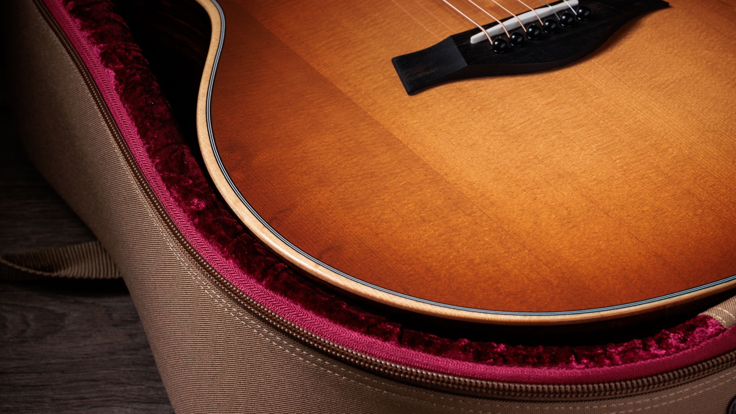 TAYLOR 414ce Studio Special Edition Honeyburst