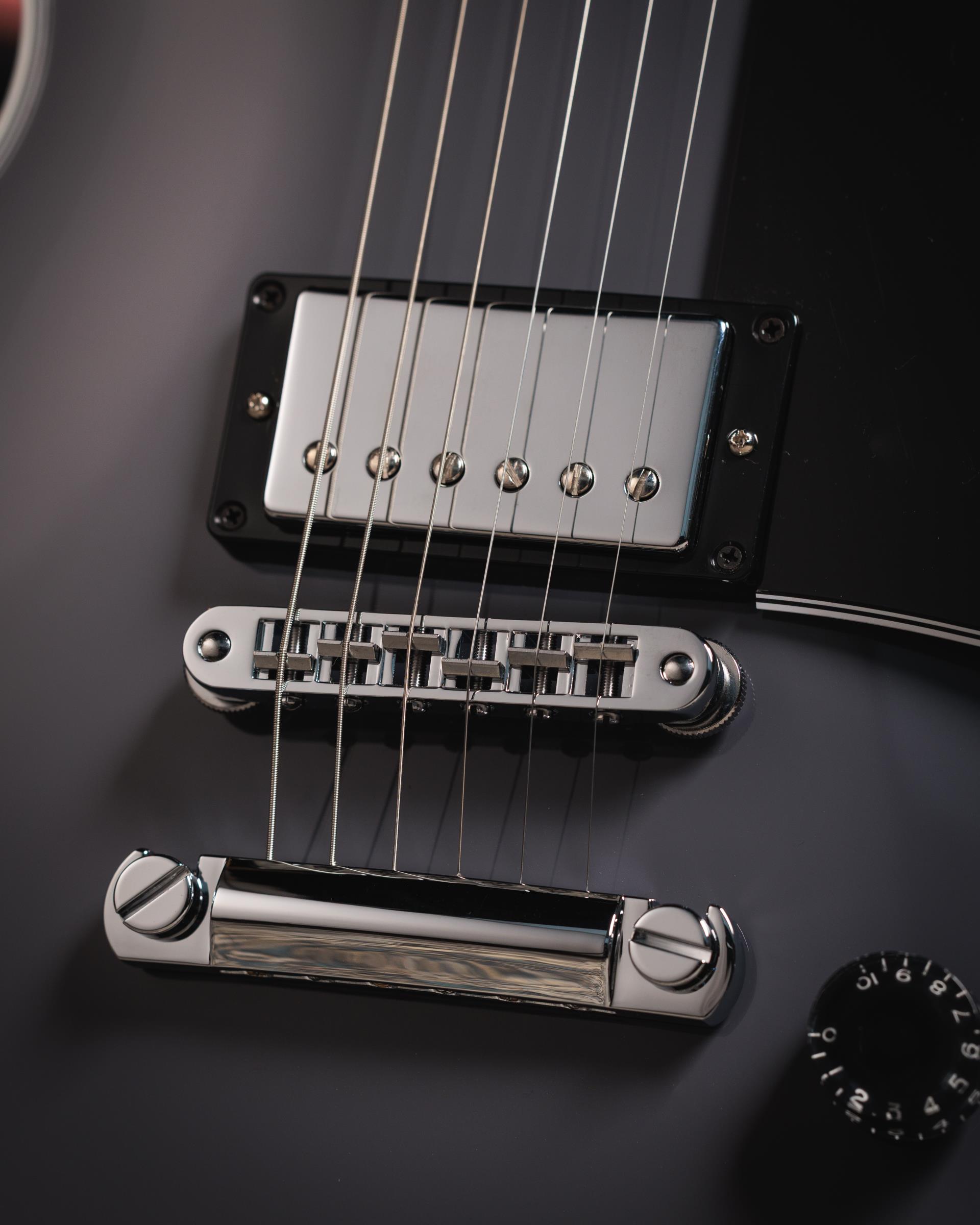 GIBSON Les Paul Custom Artic Blast Gloss GIBSON Les Paul Custom Artic Blast Gloss