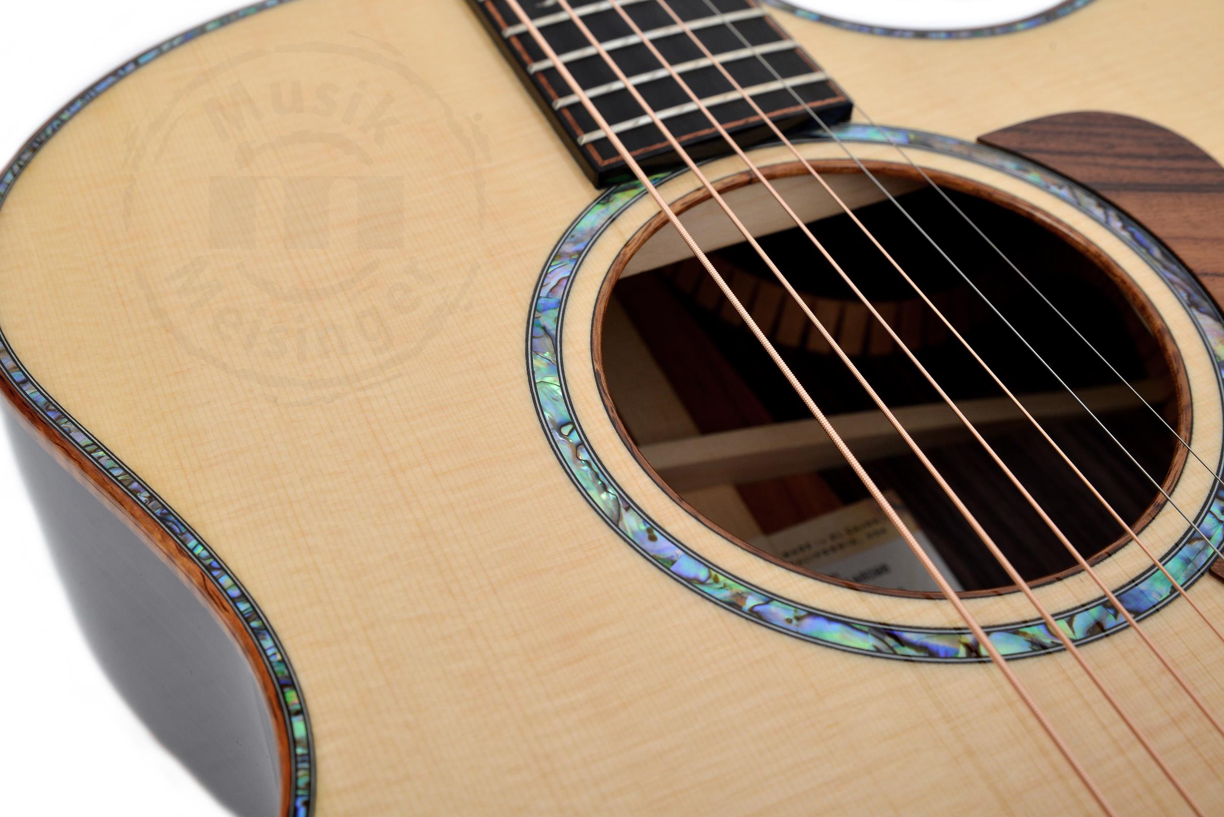 TAYLOR Custom GA,Rosewood/Lutz, Custom #19 TAYLOR Custom GA,Rosewood/Lutz, Custom #19