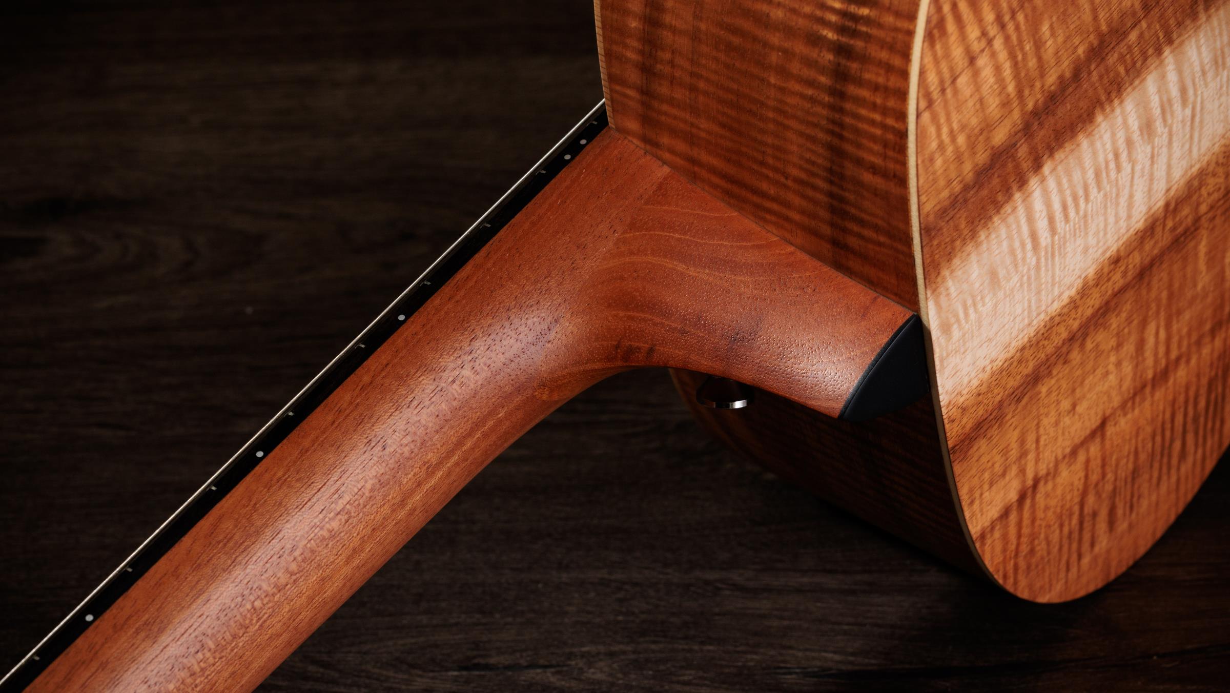 TAYLOR Academy 12e-N LTD, Figured Koa/Spruce TAYLOR Academy 12e-N LTD, Figured Koa/Spruce