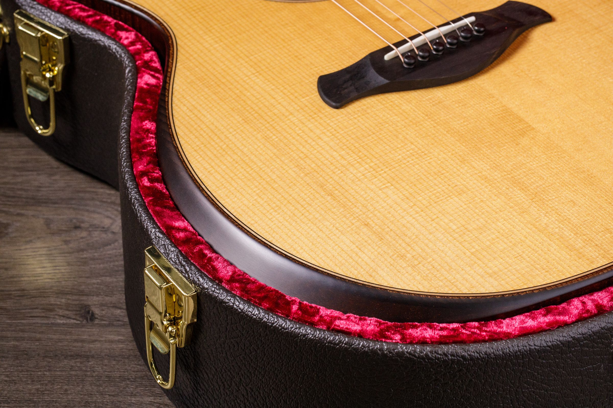 TAYLOR Builder's Edition 614ce,Nat Top TAYLOR Builder's Edition 614ce,Nat Top