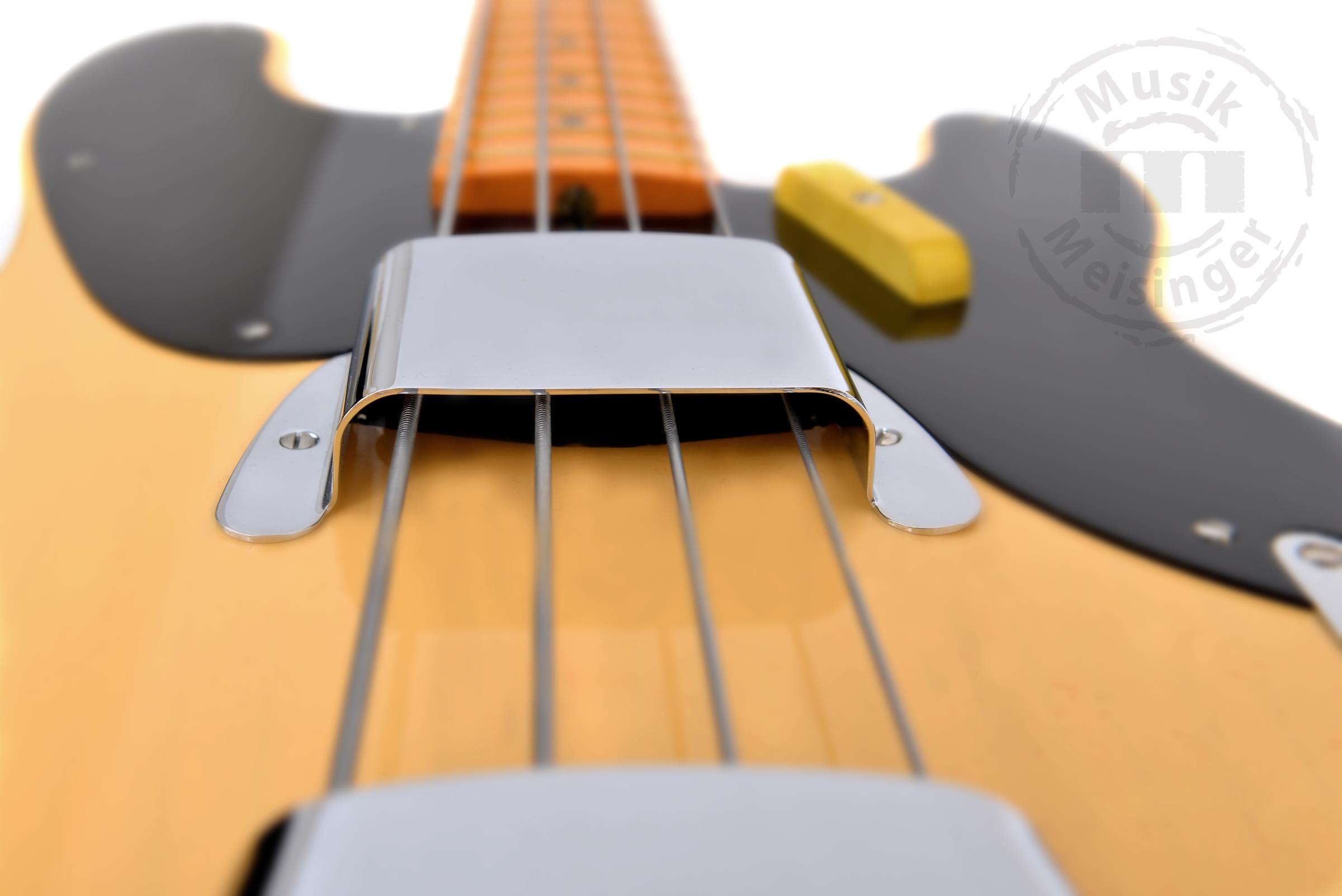 FENDER VINTAGE CUSTOM 1951 PBASS - NBL