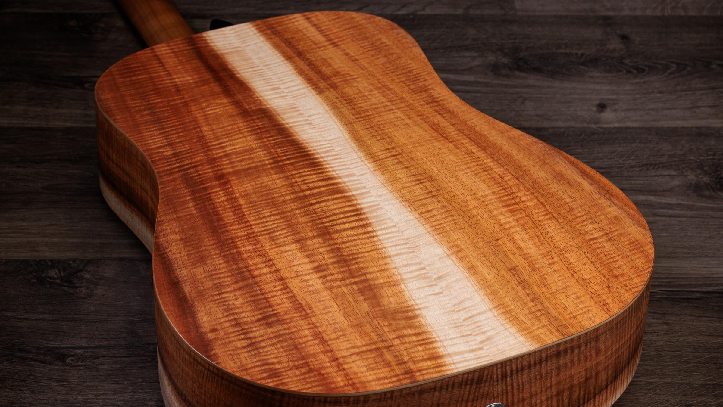 TAYLOR Academy 10e LTD ,Figured Koa/Spruce TAYLOR Academy 10e LTD ,Figured Koa/Spruce