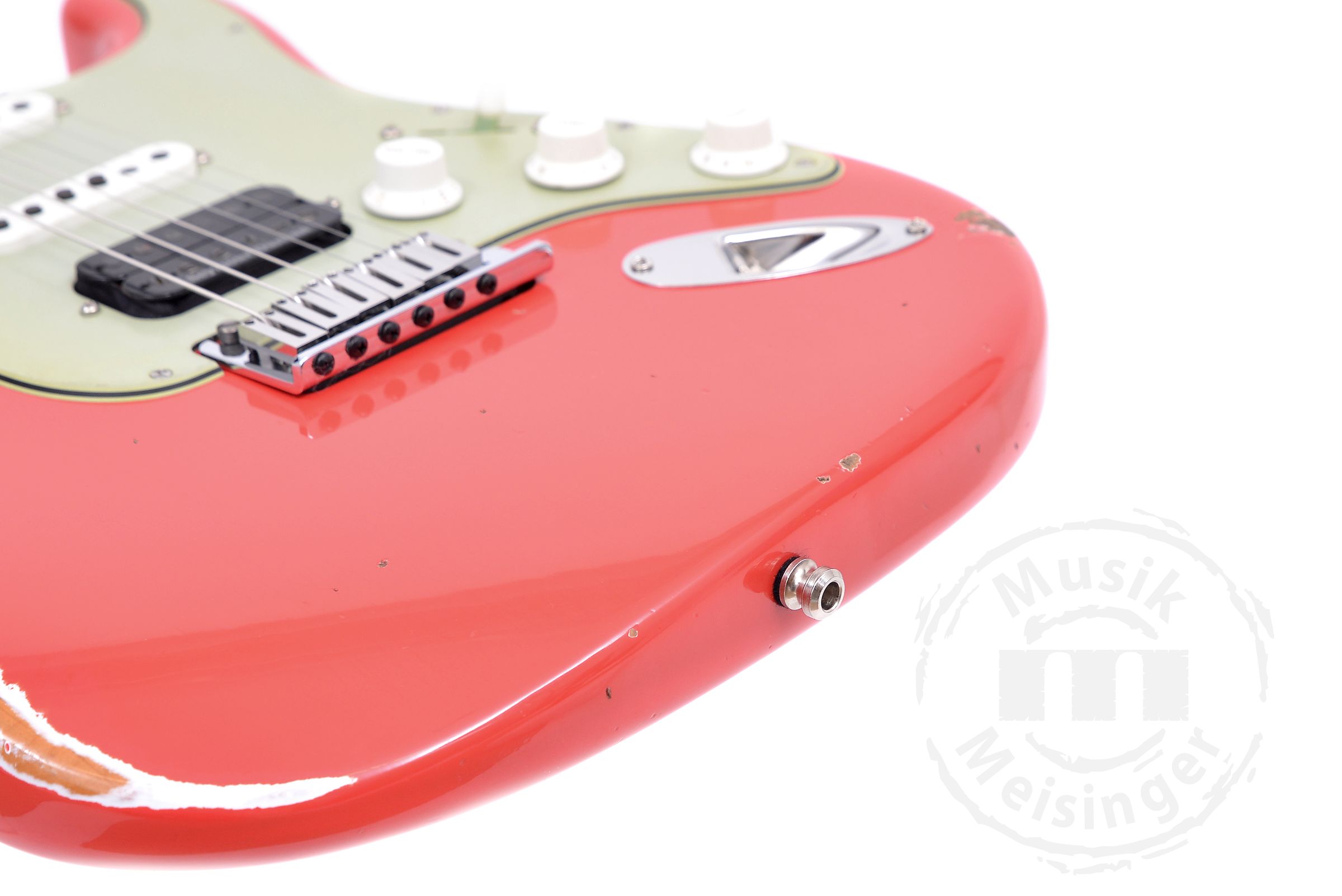 FENDER W25-CUST DLX REL HB S-1 STRAT-AFRD