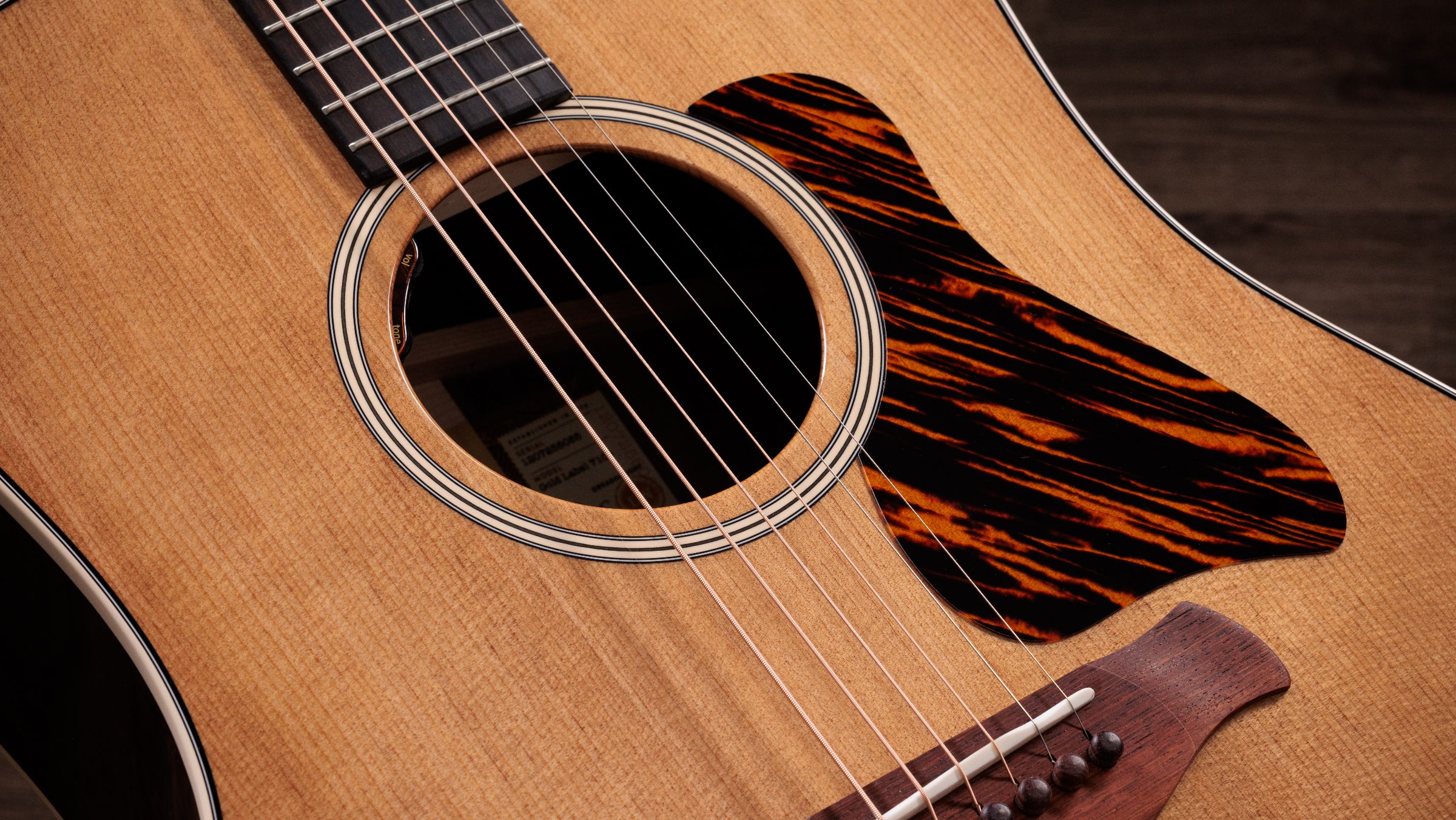 TAYLOR Gold Label 710e