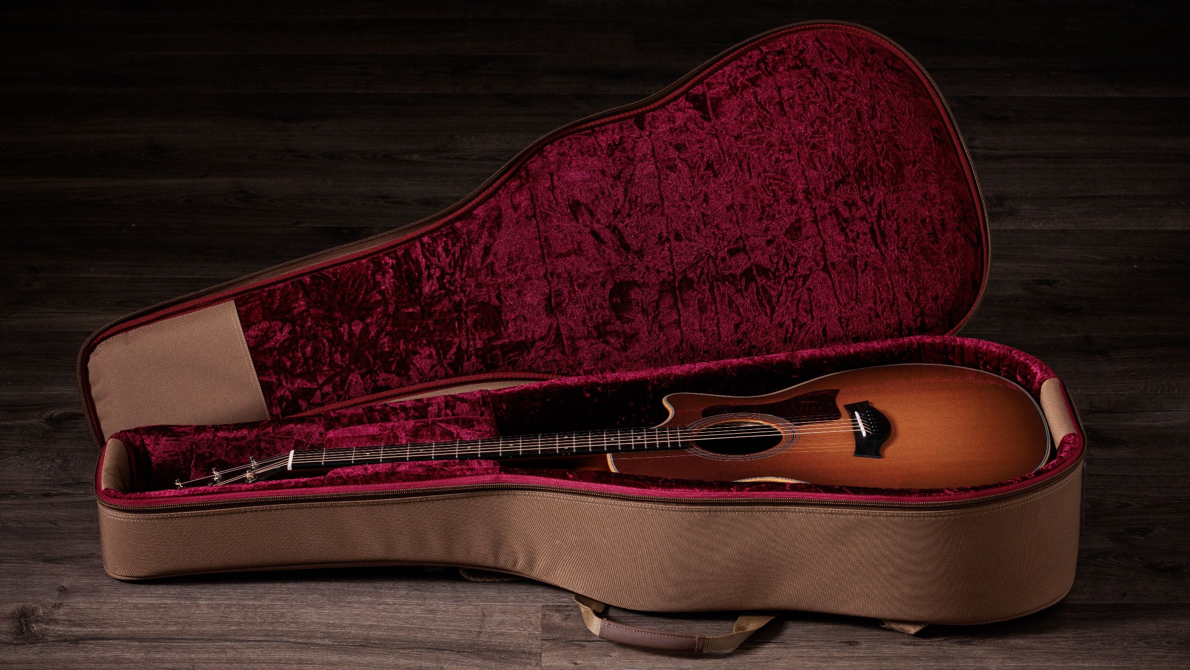 TAYLOR 414ce Studio Special Edition Honeyburst