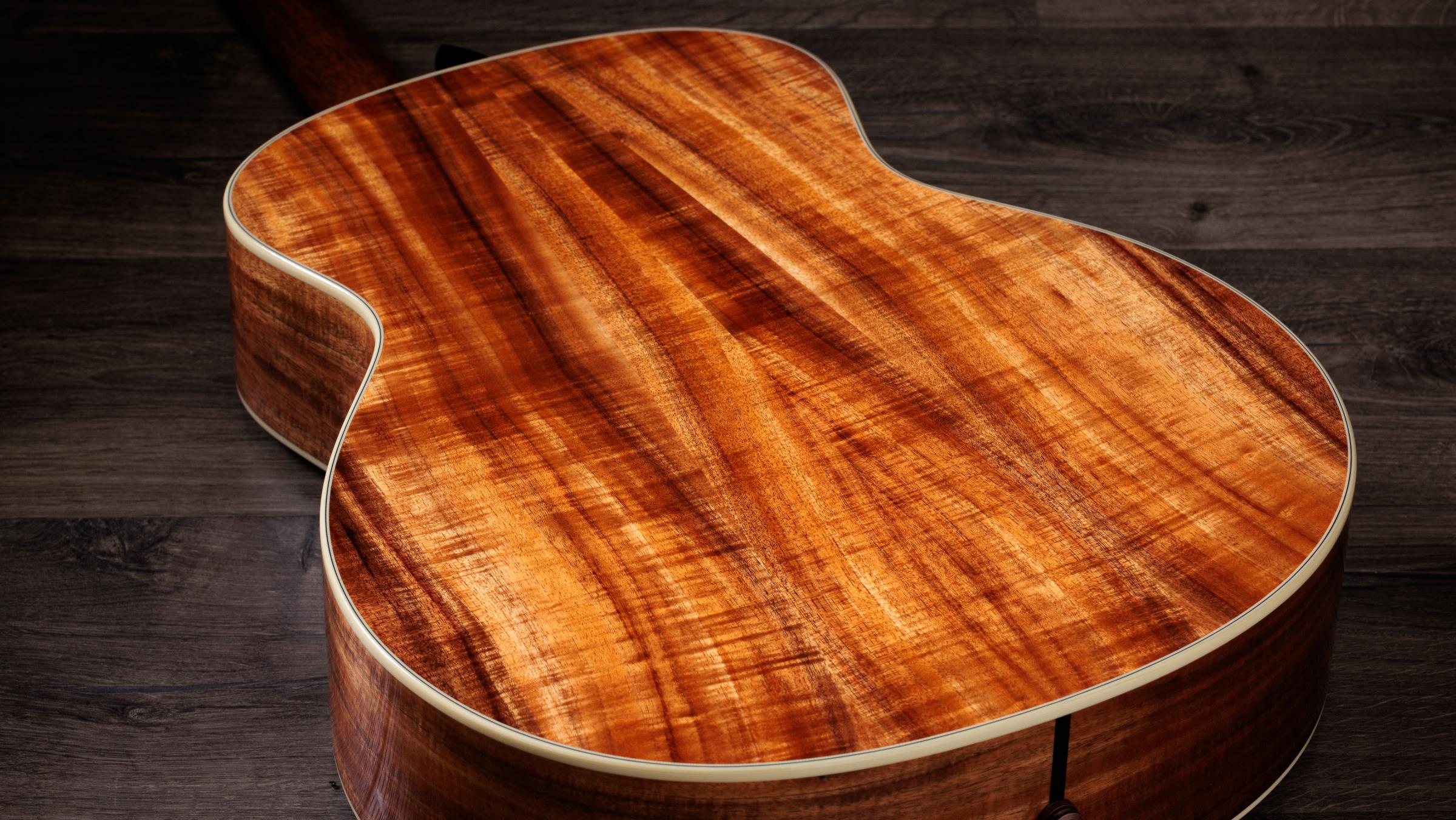 TAYLOR Gold Label 814e Koa Sunburst