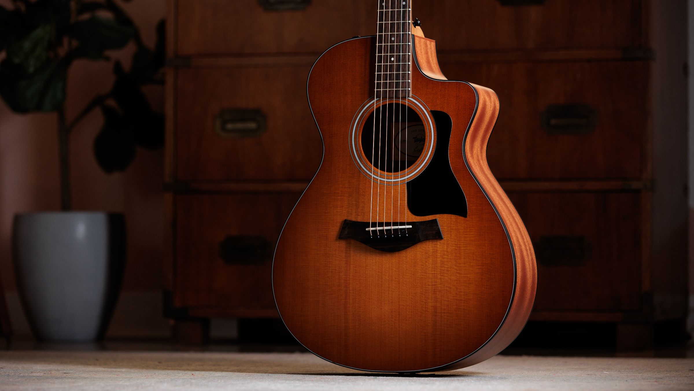 TAYLOR 112ce Special Edition Honeyburst