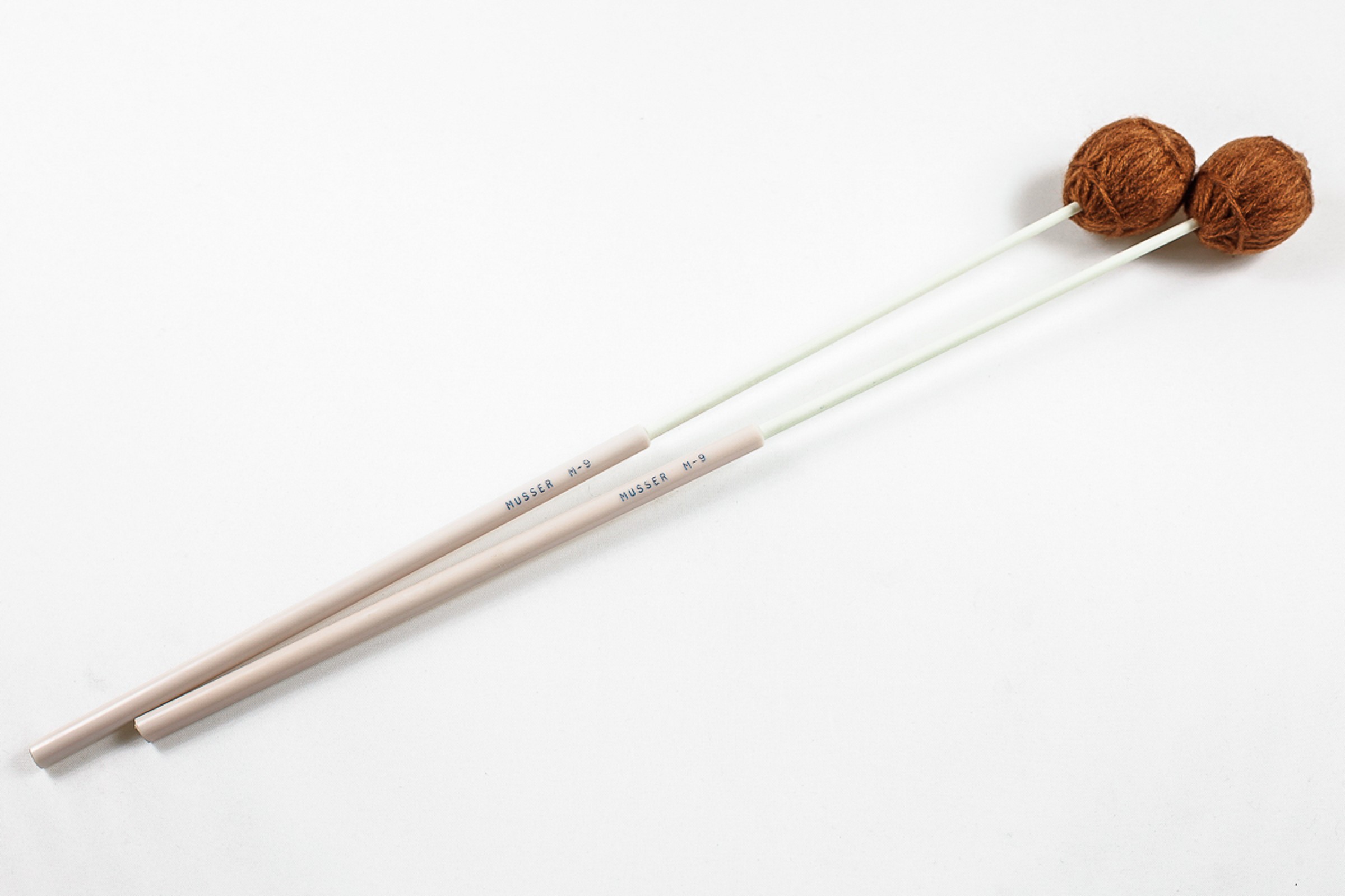 Musser M9 Marimbaschlägel Soft Brown Yarn 1 1/8"