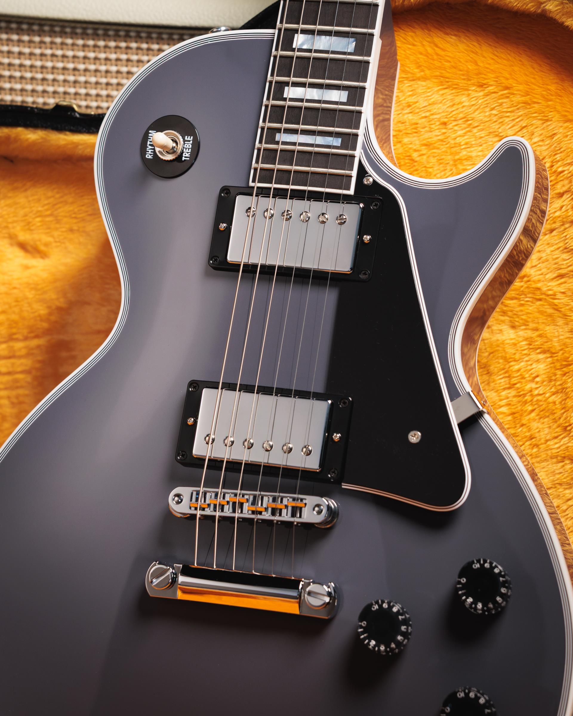GIBSON Les Paul Custom Artic Blast Gloss GIBSON Les Paul Custom Artic Blast Gloss