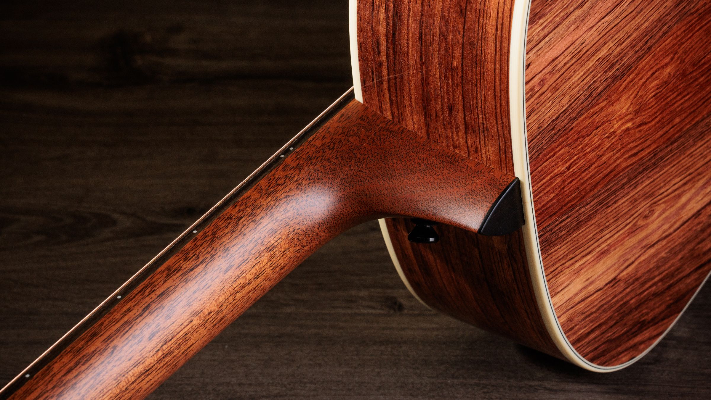 TAYLOR Gold Label 914e