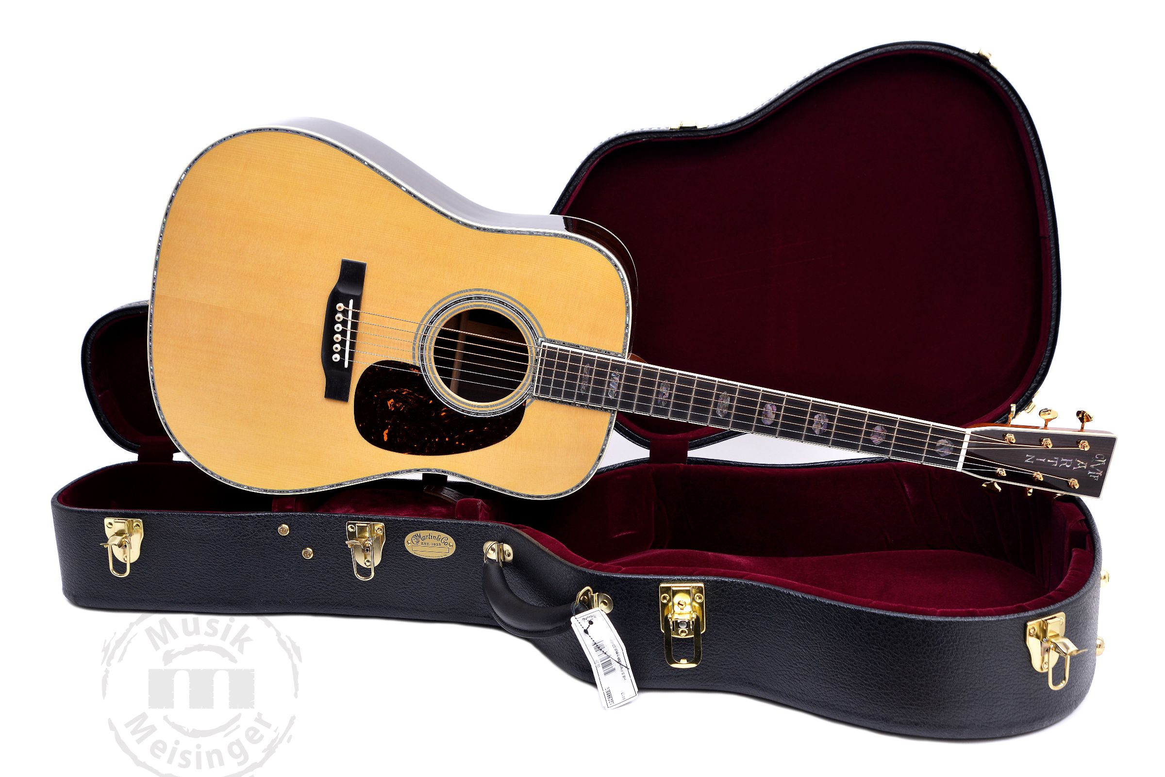 MARTIN GUITARS D-45