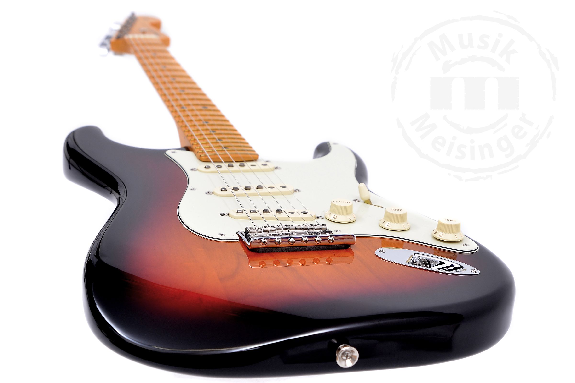 FENDER DE AM PRO II STRAT V MN 3TSB
