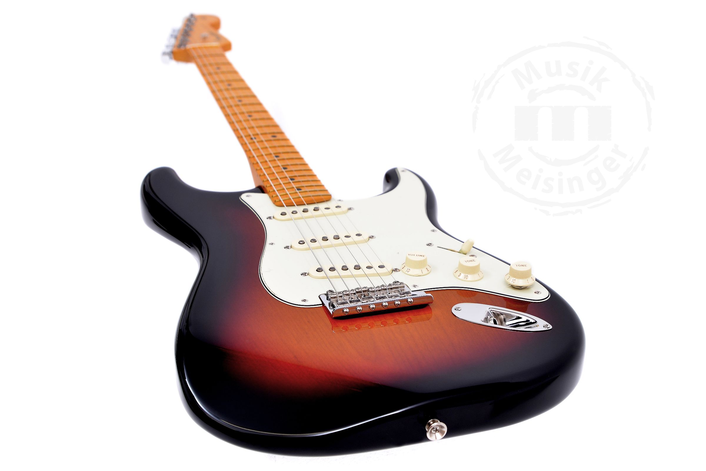 FENDER DE AM PRO II STRAT V MN 3TSB