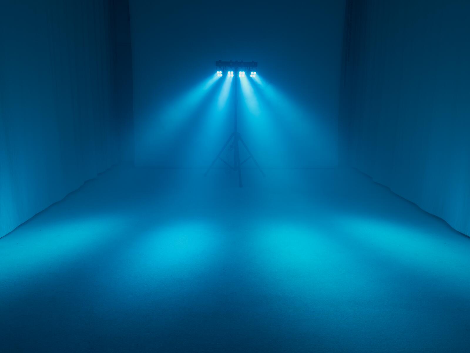 EUROLITE LED KLS-180 Kompakt-Lichtset