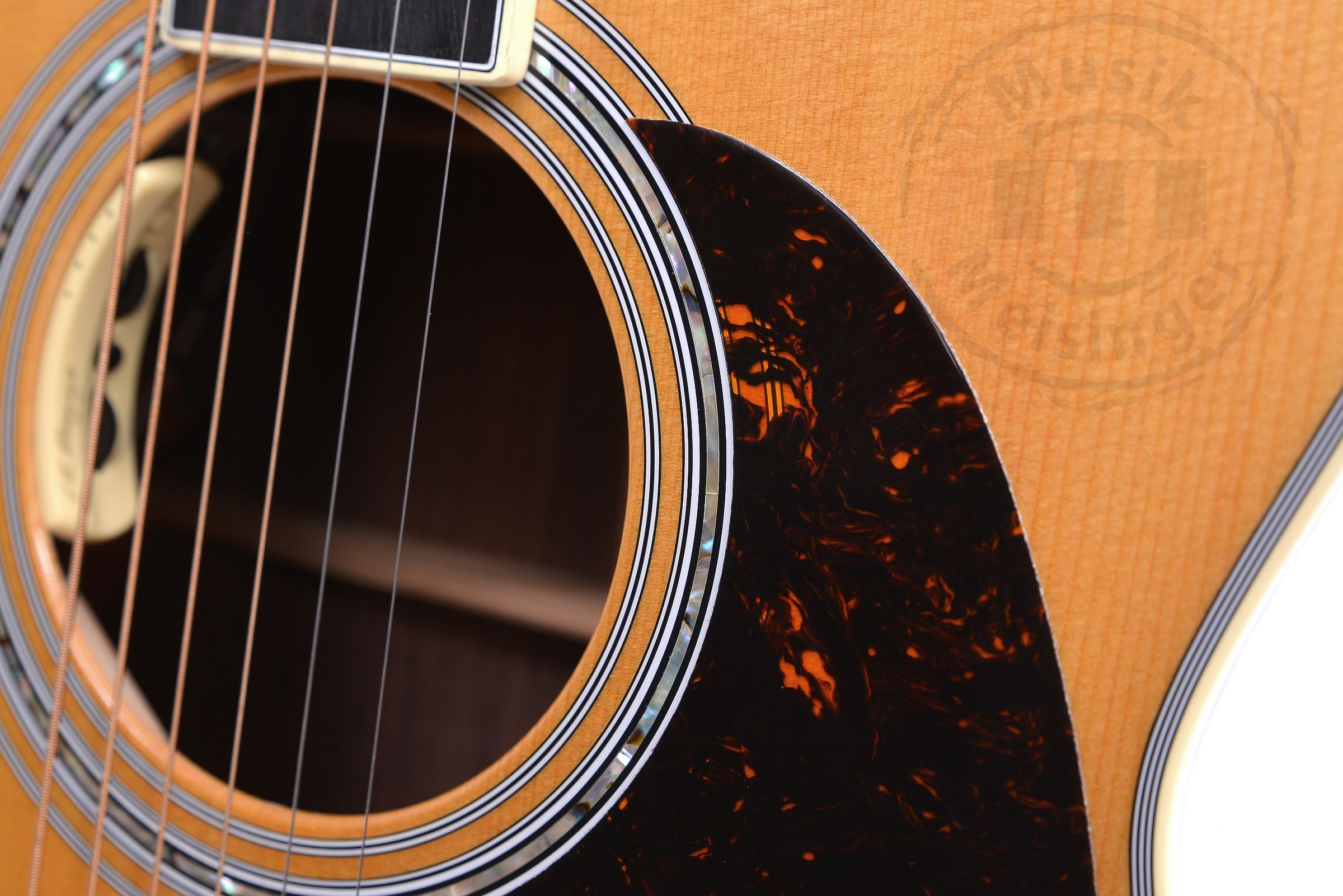 MARTIN GUITARS J-40 2024 #GEBRAUCHT