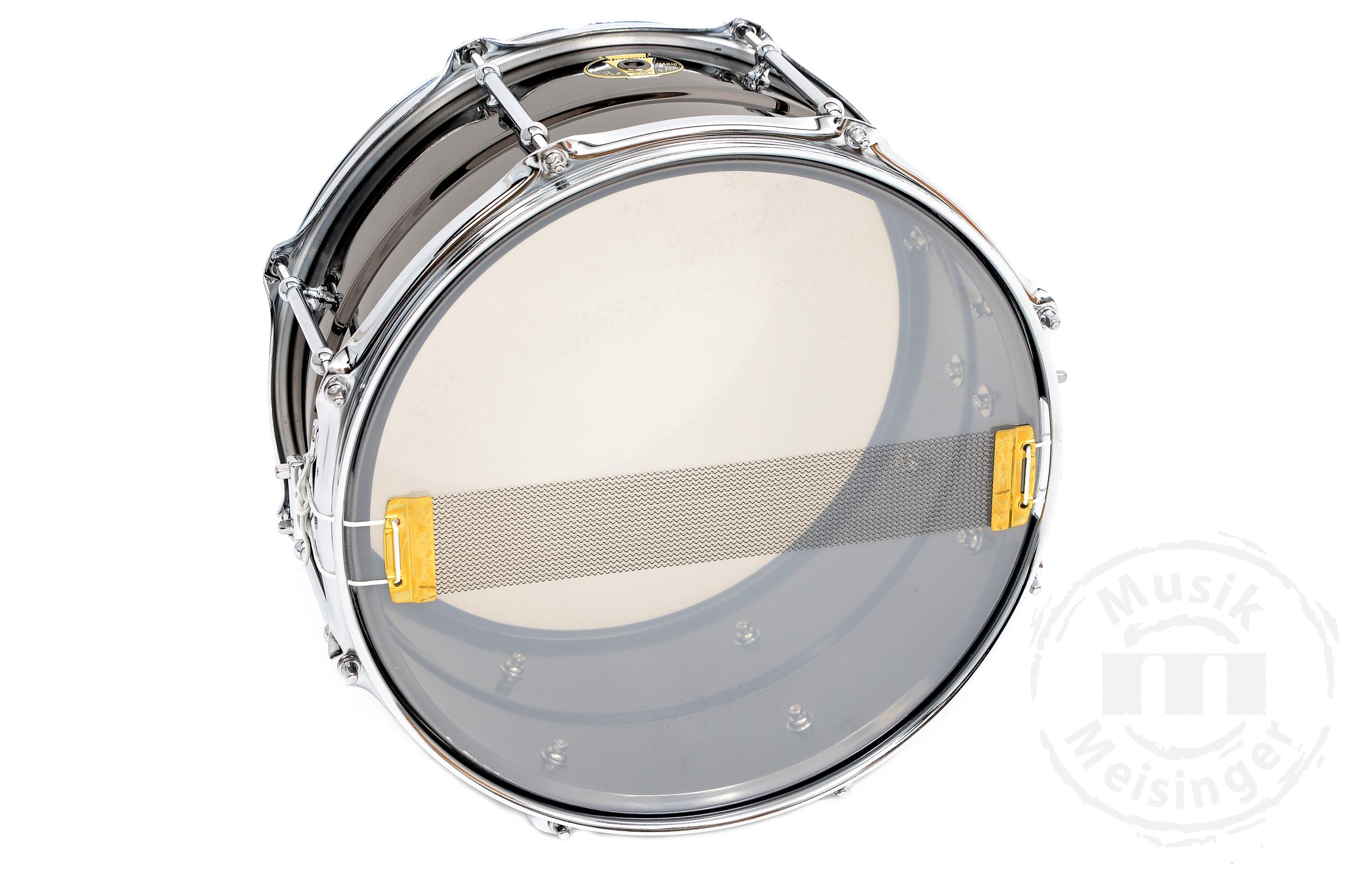 Ludwig LW0713C 13x7 Black Magic Chrome Snare