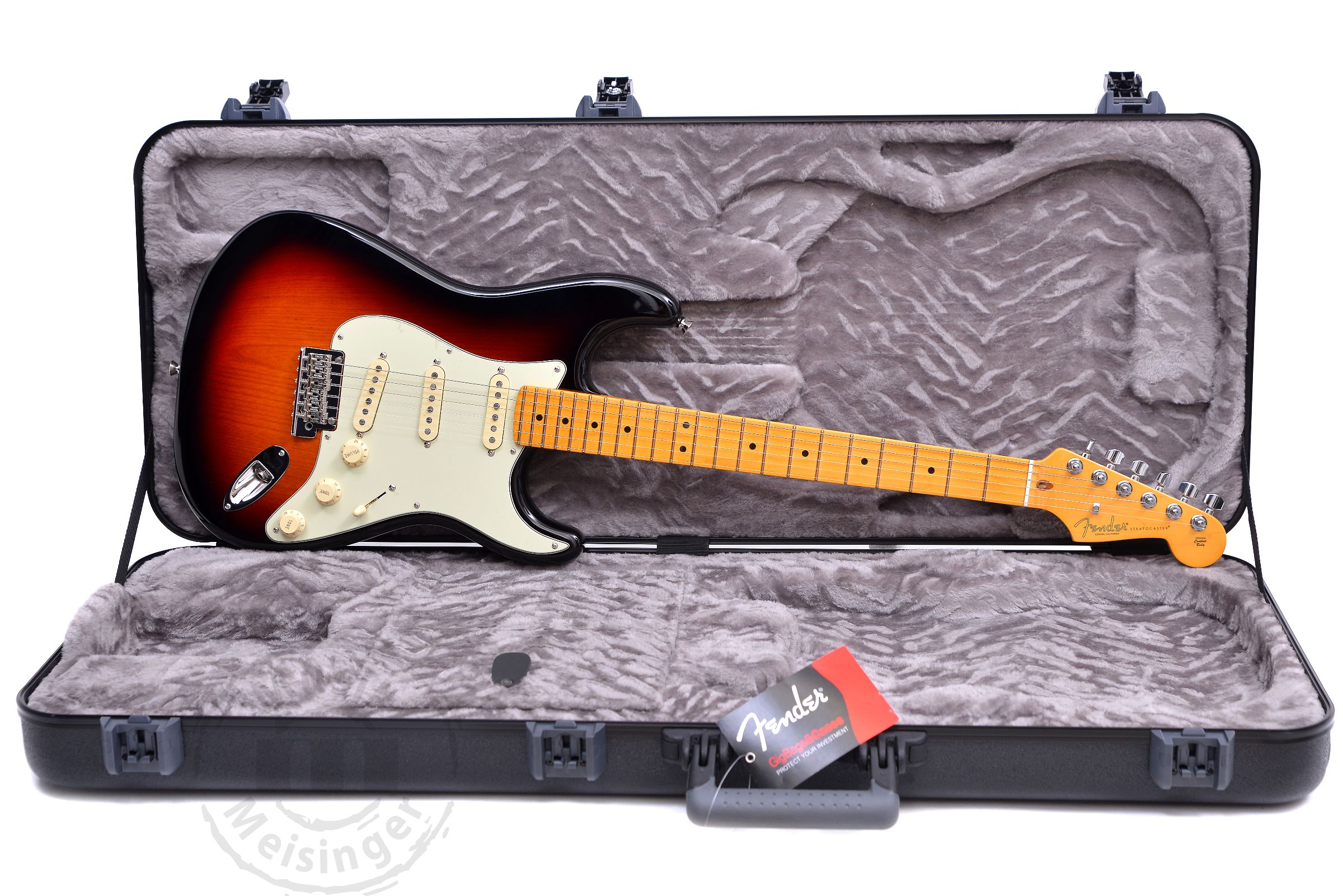 FENDER DE AM PRO II STRAT V MN 3TSB