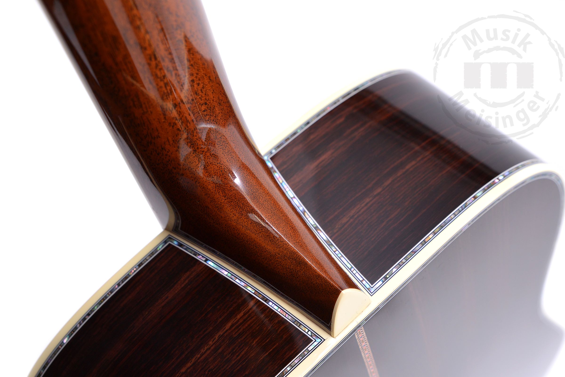 MARTIN GUITARS D-45