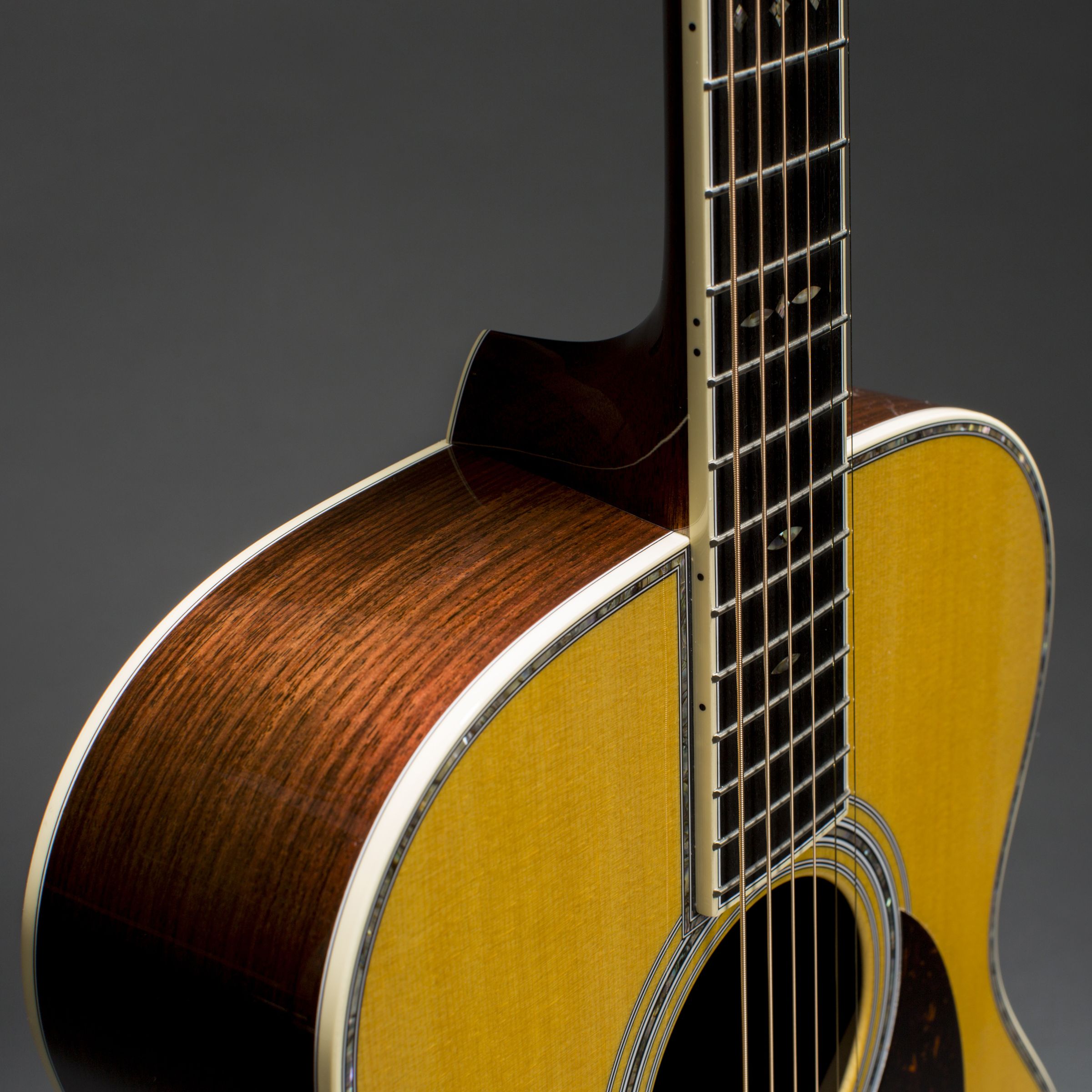MARTIN GUITARS OM-42 MARTIN GUITARS OM-42