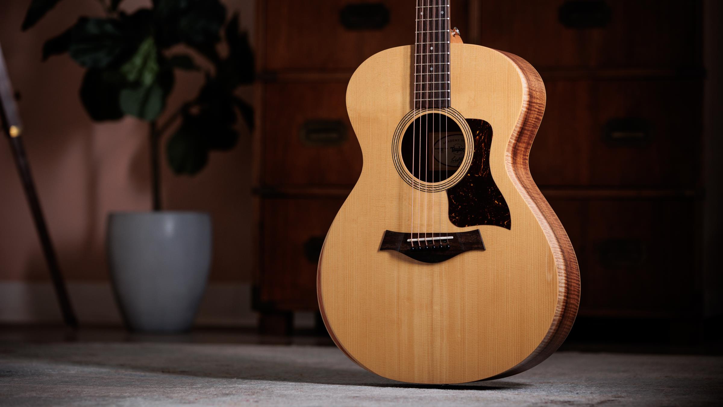 TAYLOR Academy 12e LTD,Figured Koa/Spruce TAYLOR Academy 12e LTD,Figured Koa/Spruce