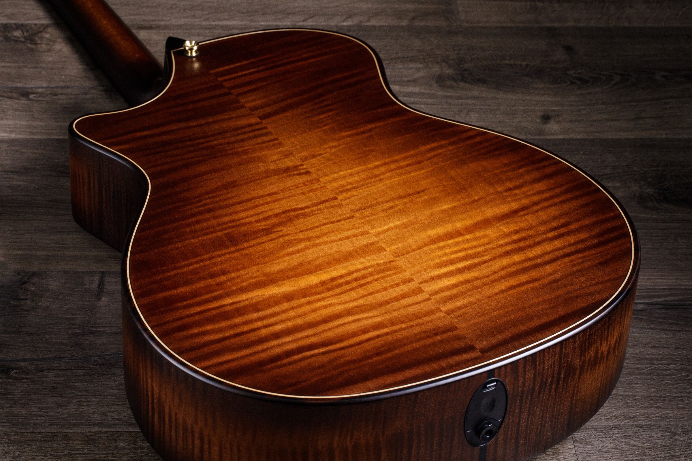 TAYLOR Builder's Edition 614ce,Nat Top TAYLOR Builder's Edition 614ce,Nat Top