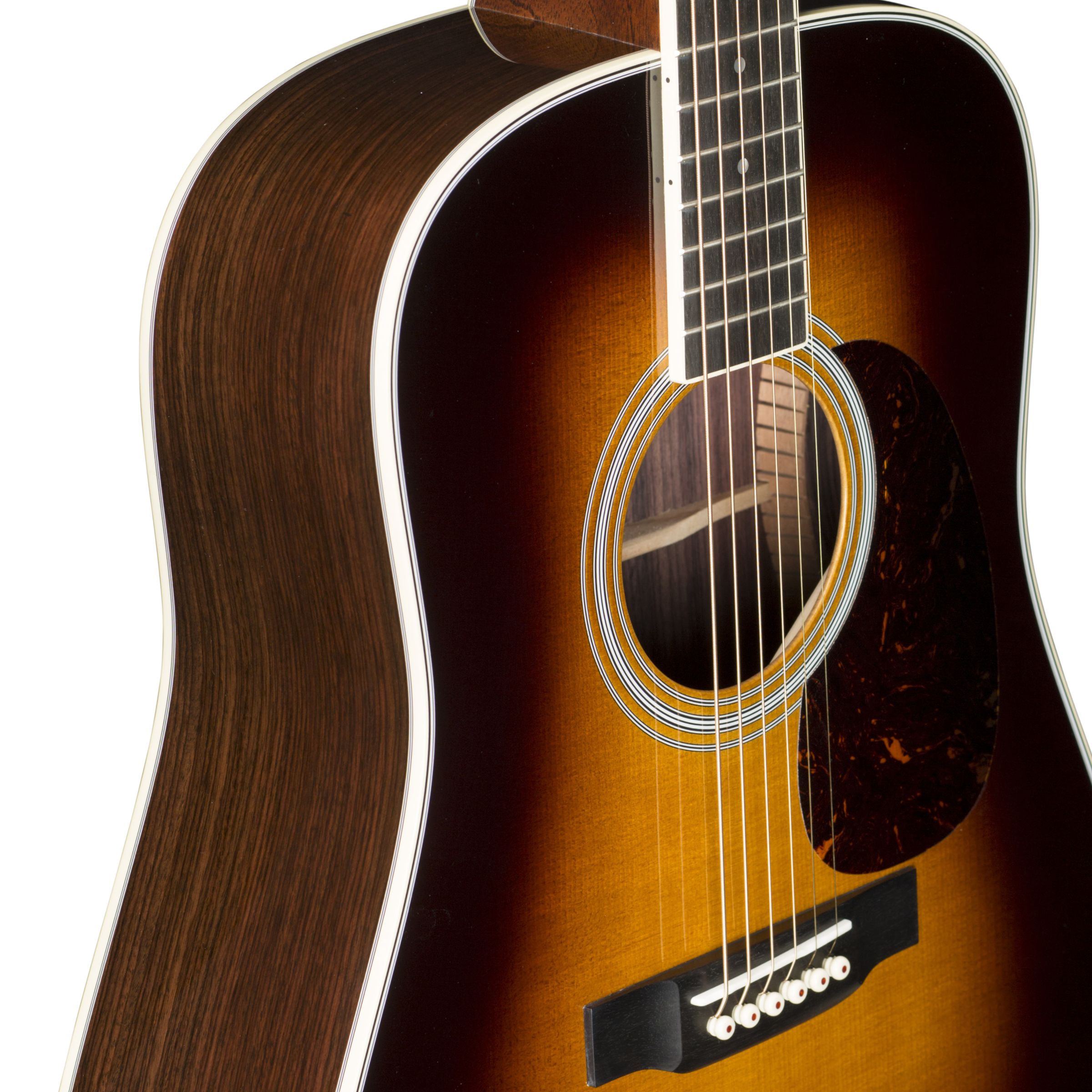 MARTIN GUITARS D-35 with 1935 Sunburst MARTIN GUITARS D-35 with 1935 Sunburst