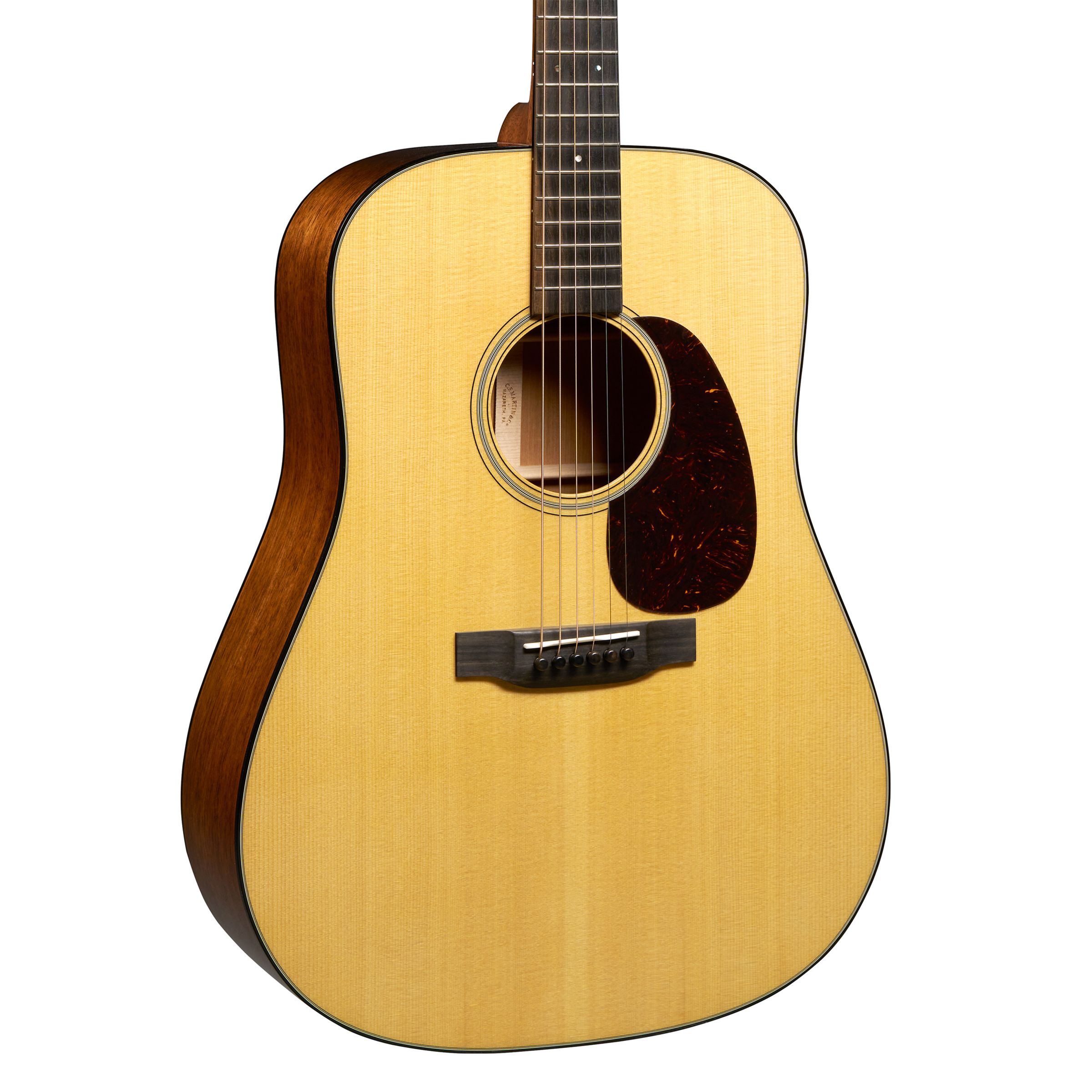 MARTIN GUITARS Super D-18