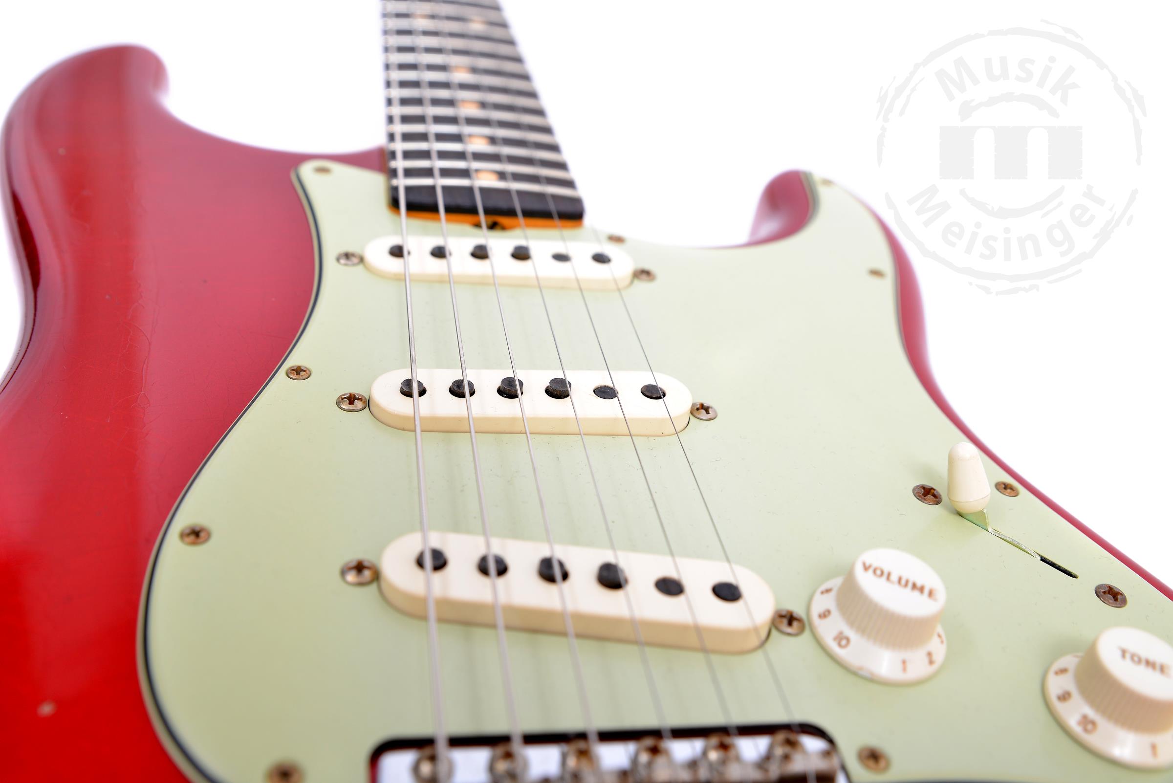 FENDER Custom Shop 1963 Strat Journey Man Candy Apple Red FENDER Custom Shop 1963 Strat Journey Man Candy Apple Red
