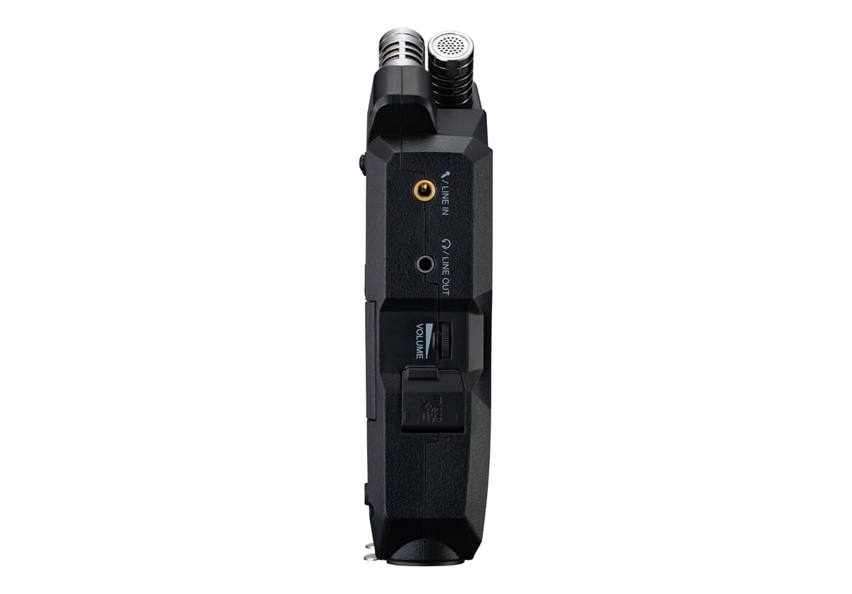 Zoom H4essential