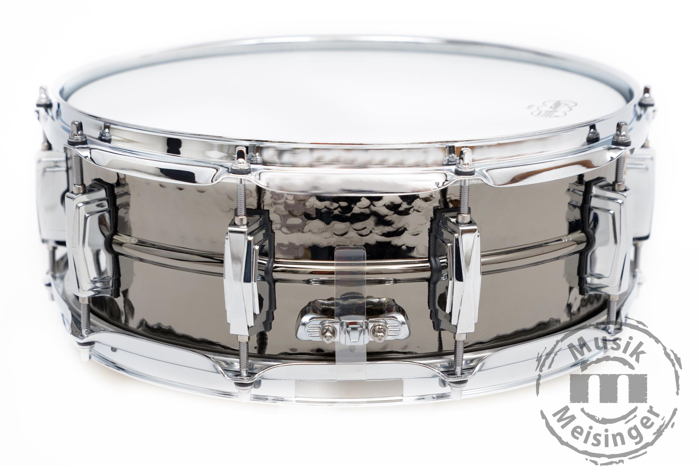 Ludwig LB416K Black Beauty Hammered 14x5 Snare Ludwig LB416K Black Beauty Hammered 14x5 Snare