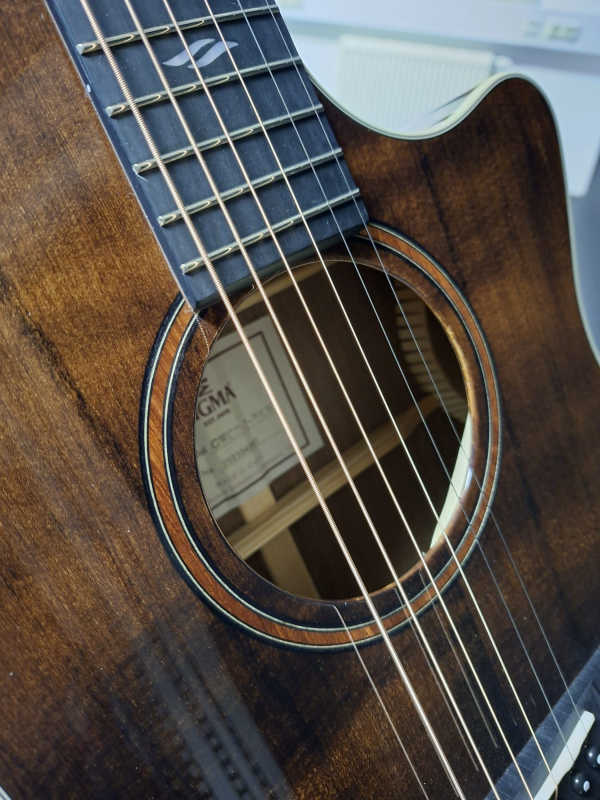 SIGMA GUITARS GWCE-2-BKW
