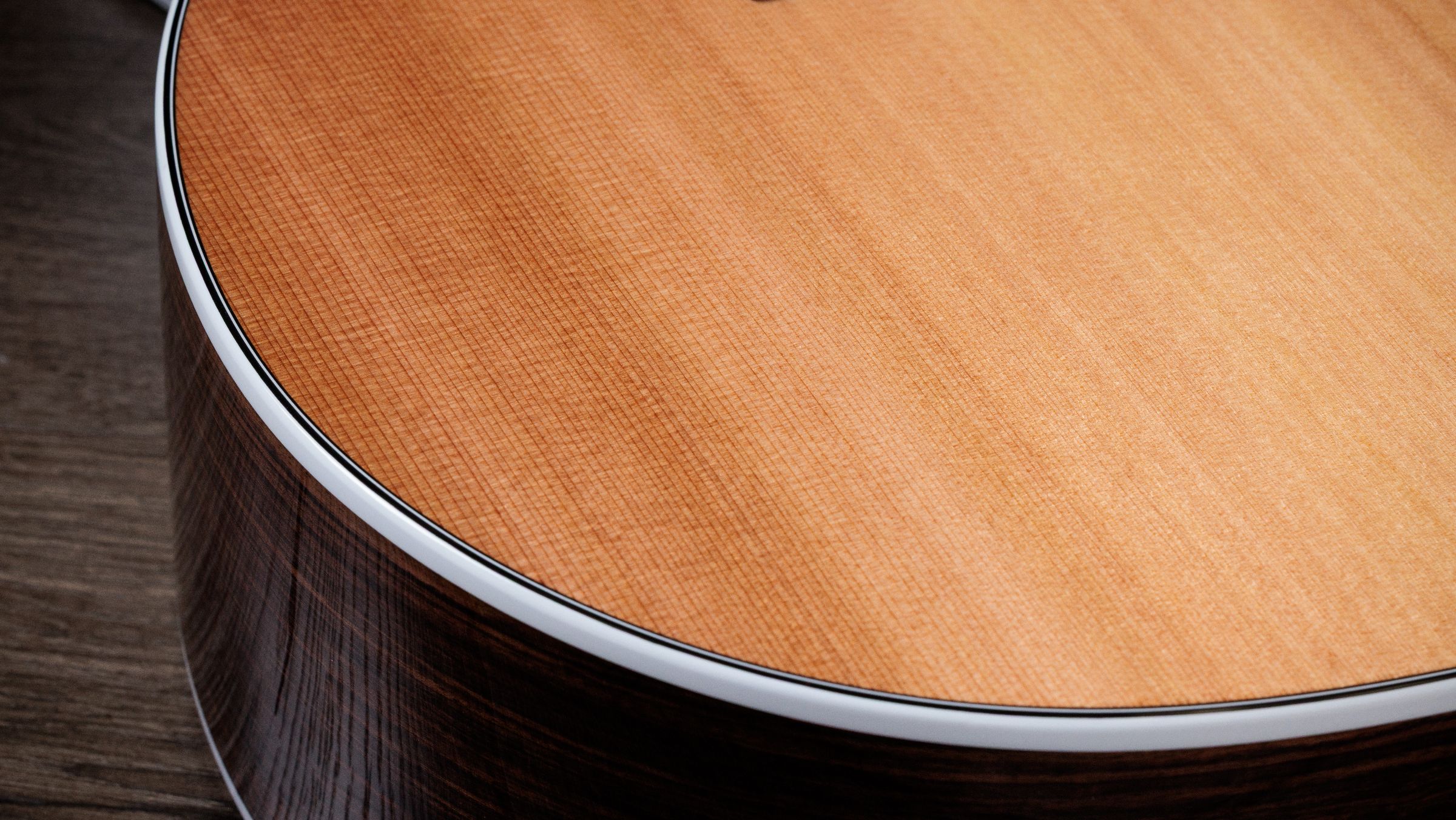 TAYLOR 714ce,Ind.Rosewood/Cedar,2026