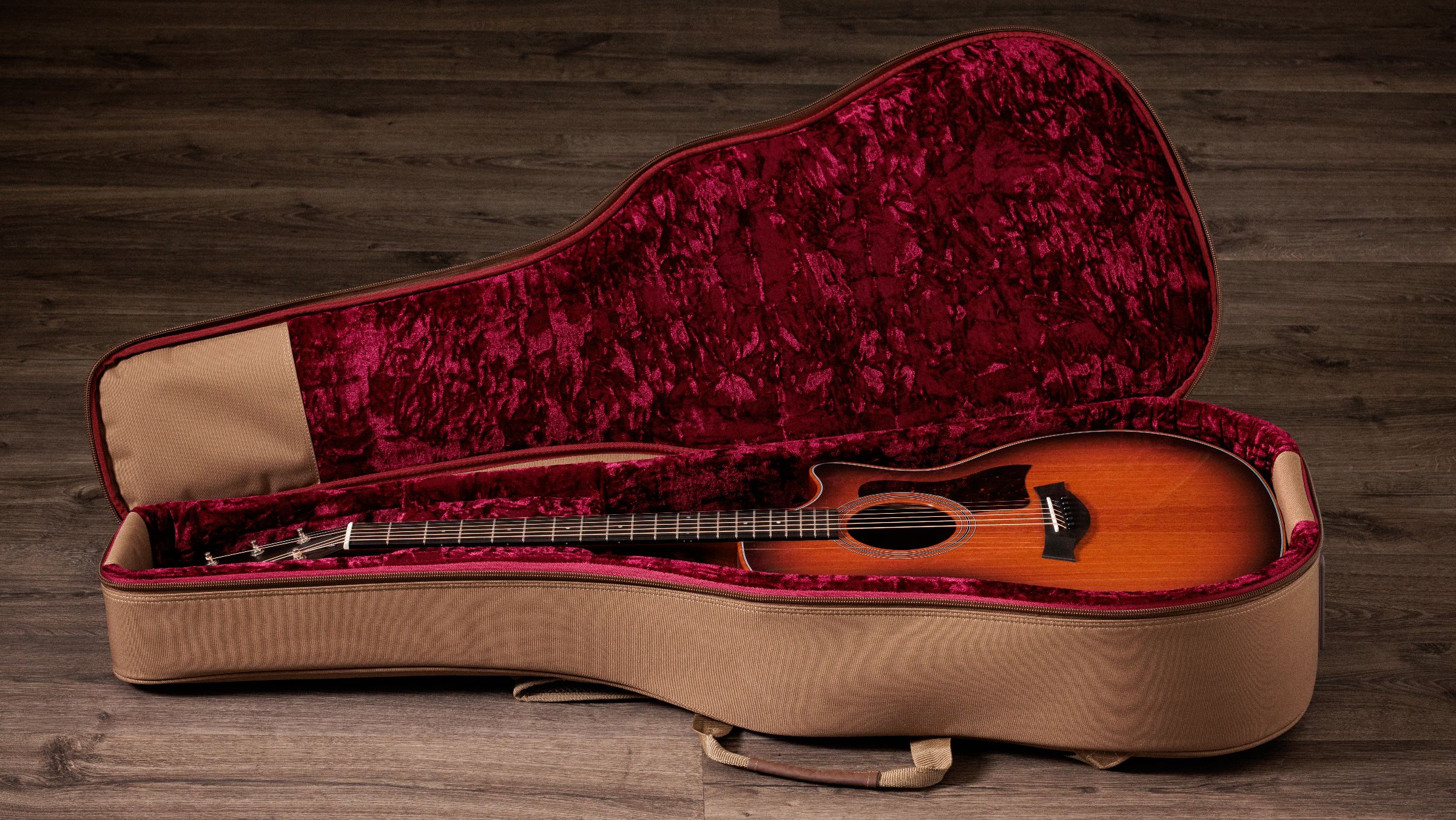 TAYLOR 324ce Studio Special Edition,Sapele/Maho,SEB Top