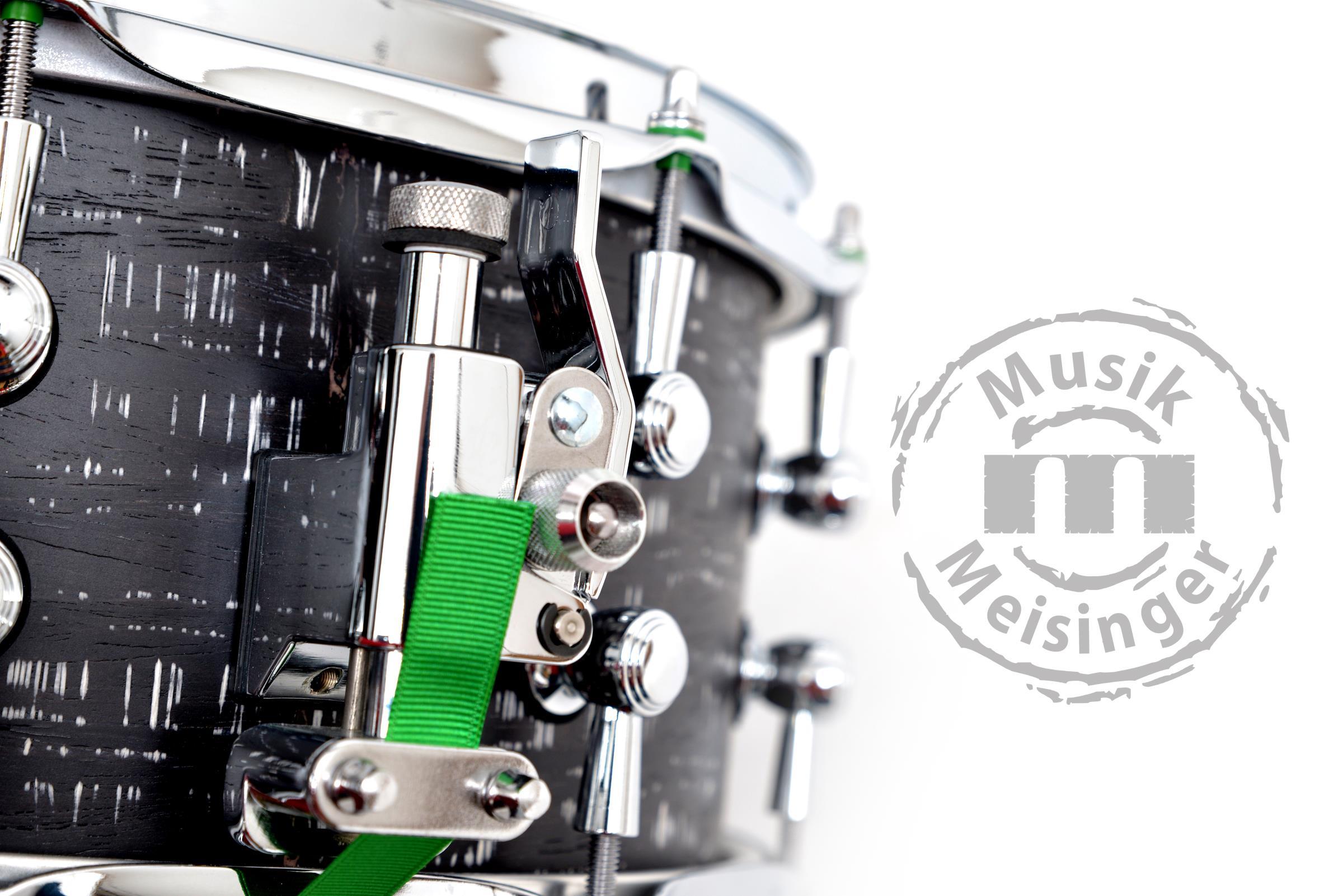 DR Customs Snare 14x6 Black & White Barcode