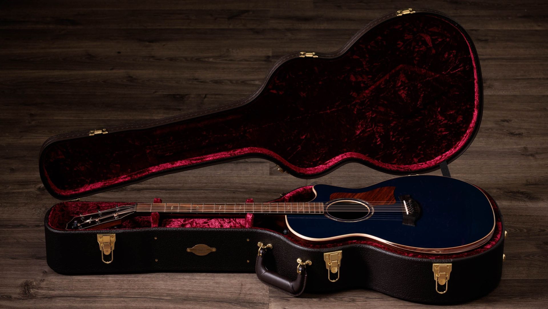 TAYLOR 814ce Special Edition Sapphire Top TAYLOR 814ce Special Edition Sapphire Top