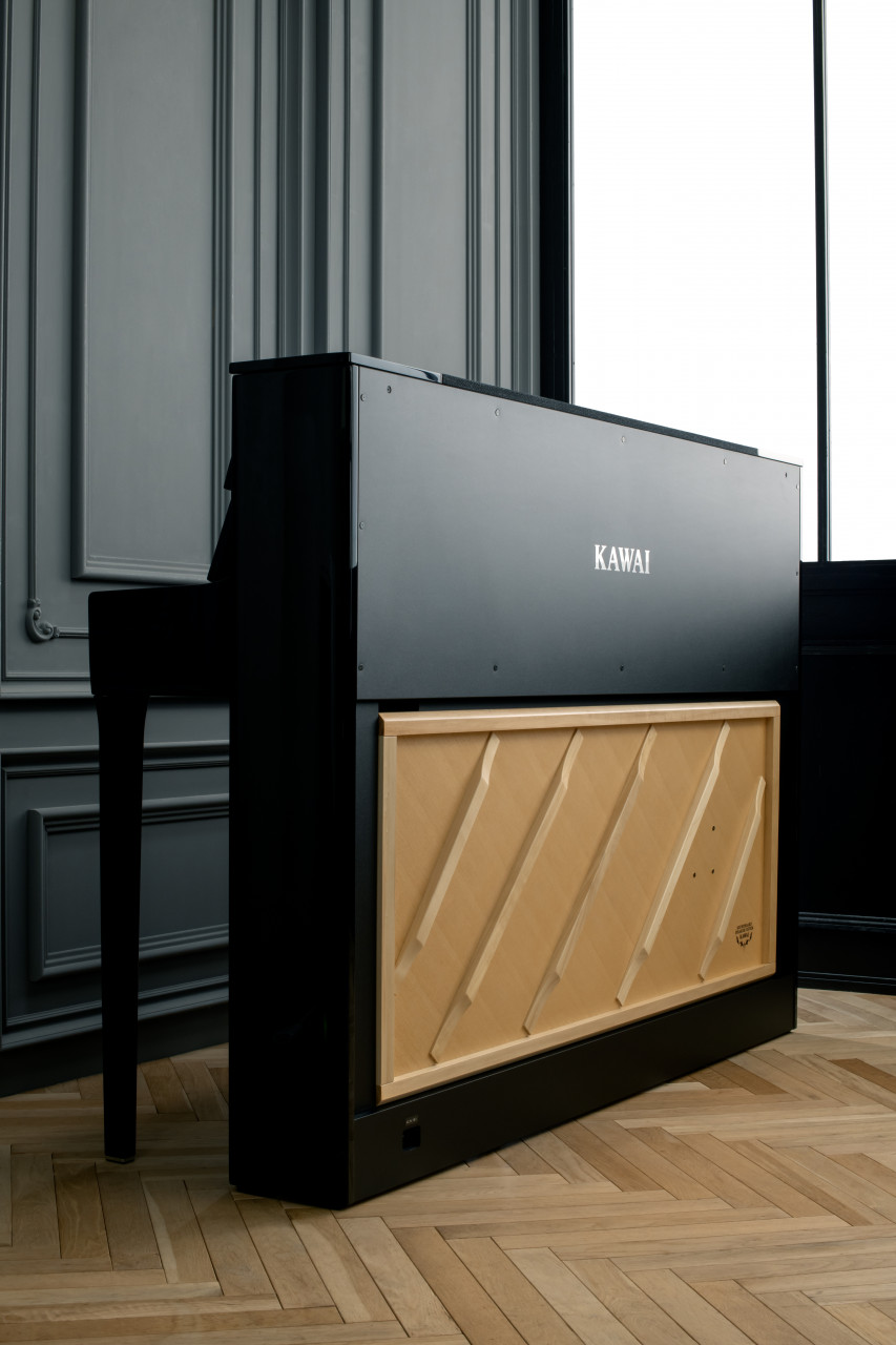 Kawai Novus NV6 schwarz poliert