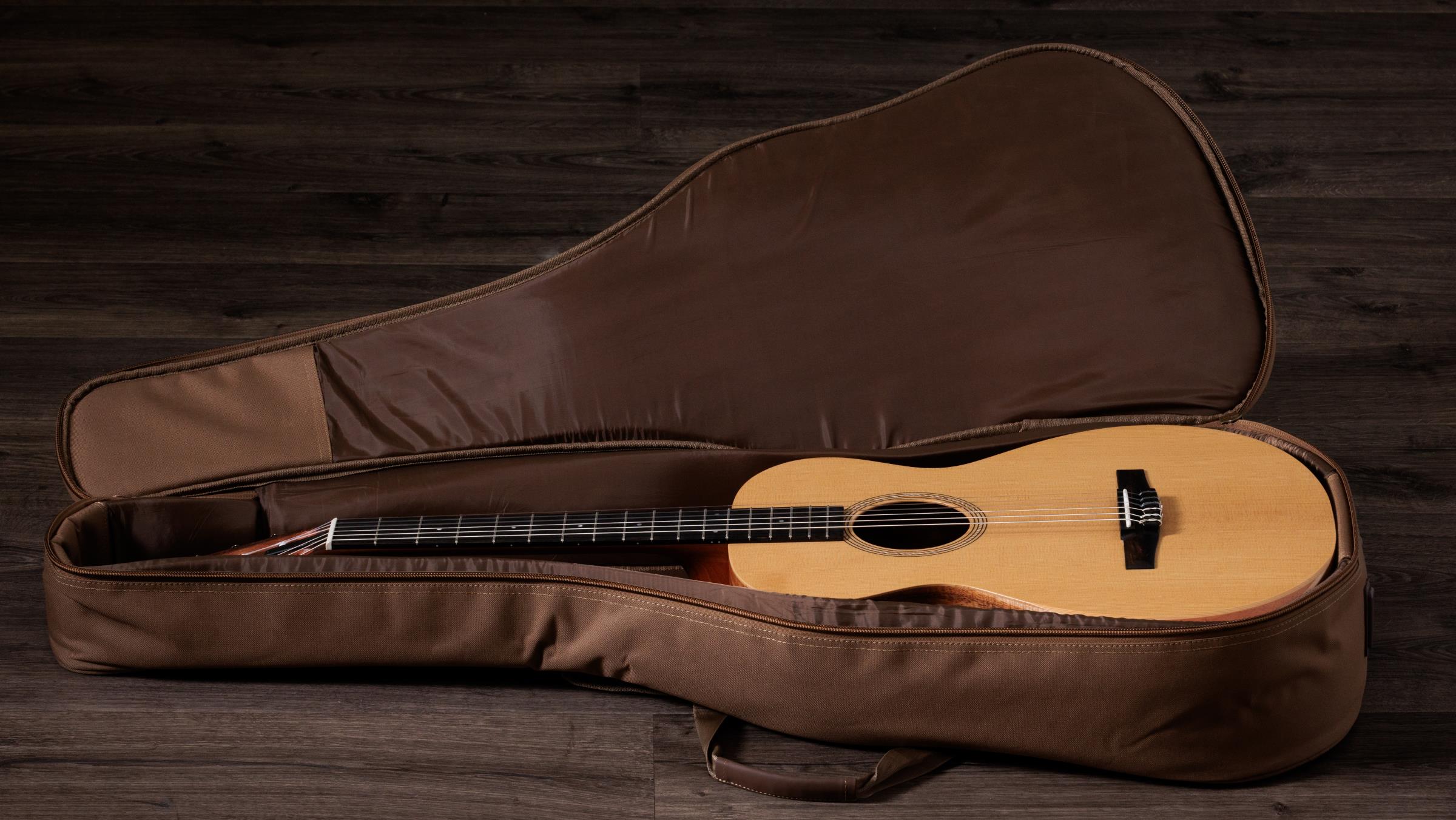 TAYLOR Academy 12e-N LTD, Figured Koa/Spruce TAYLOR Academy 12e-N LTD, Figured Koa/Spruce