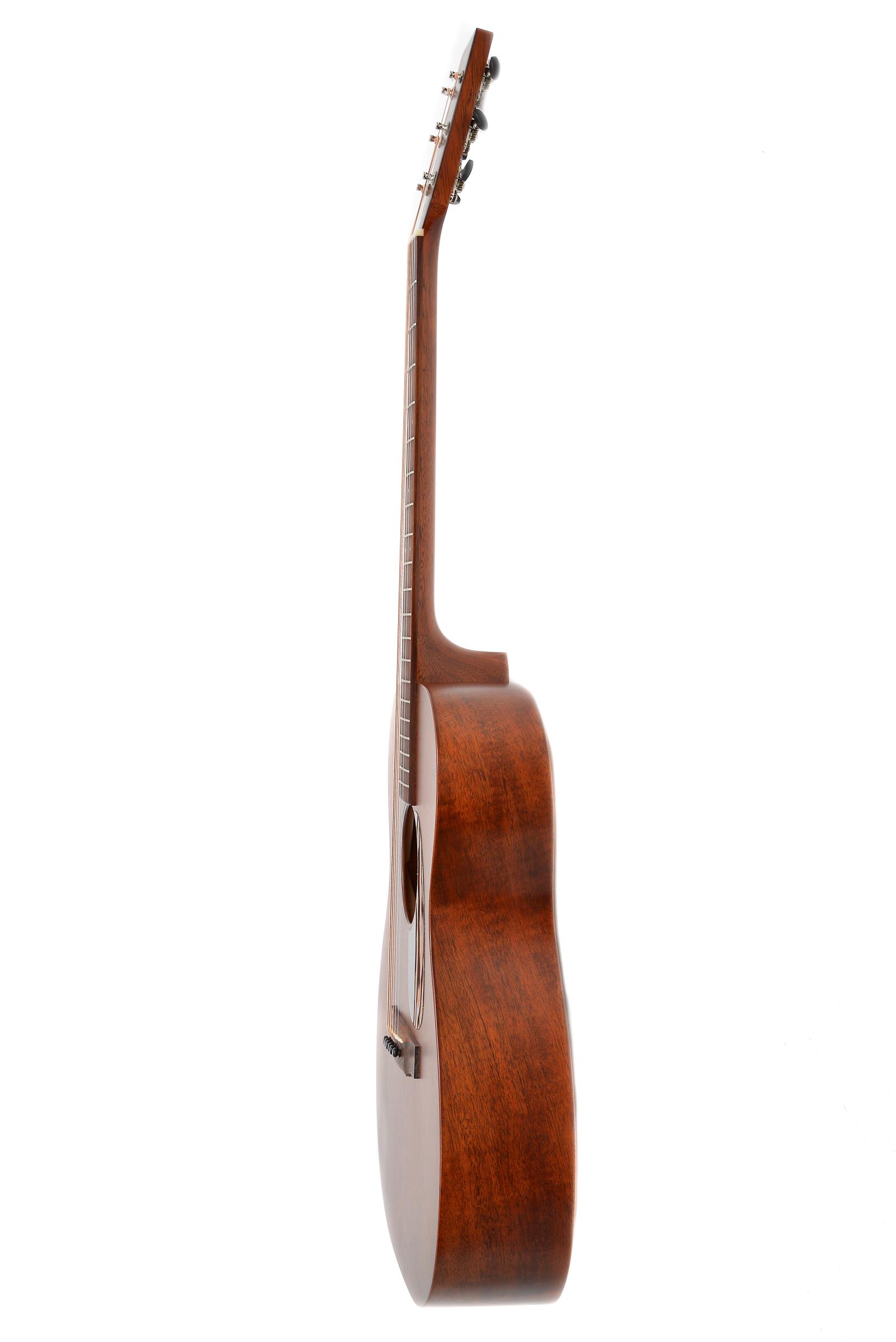 MARTIN GUITARS 000-15M #GEBRAUCHT