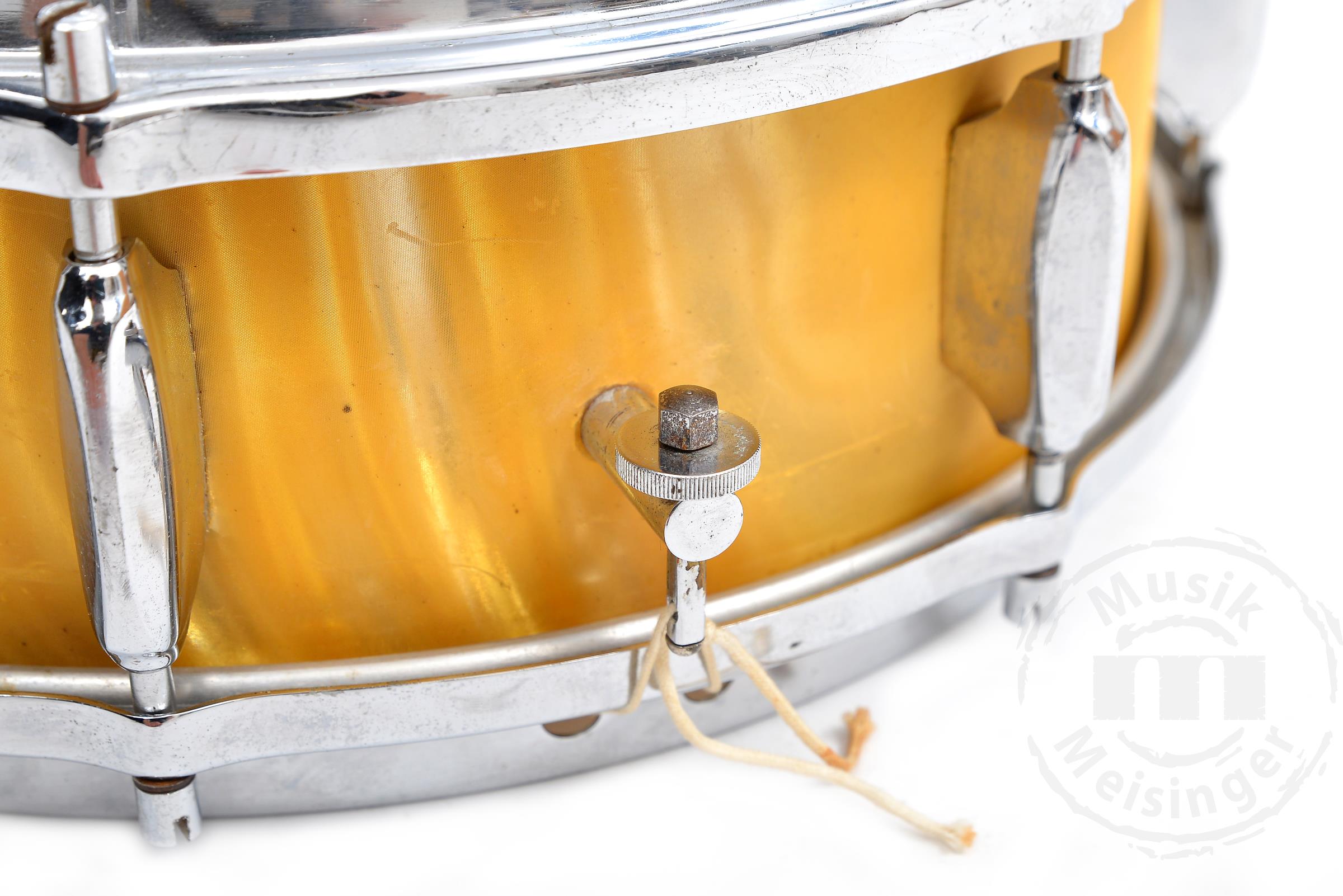 Sonor Teardrop 14x4,5 Snare Multibrilliant Finish Sonor Teardrop 14x4,5 Snare Multibrilliant Finish