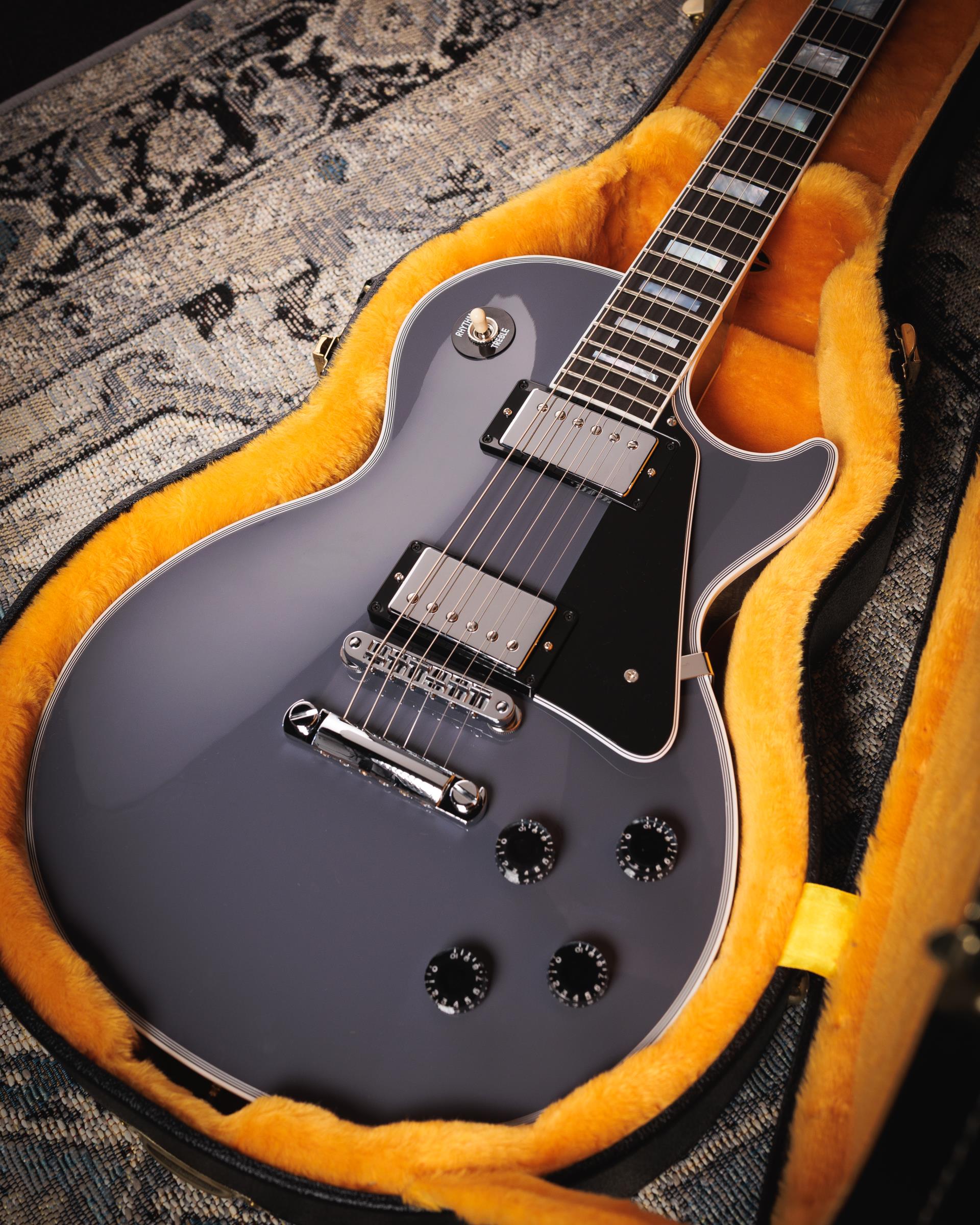 GIBSON Les Paul Custom Artic Blast Gloss GIBSON Les Paul Custom Artic Blast Gloss