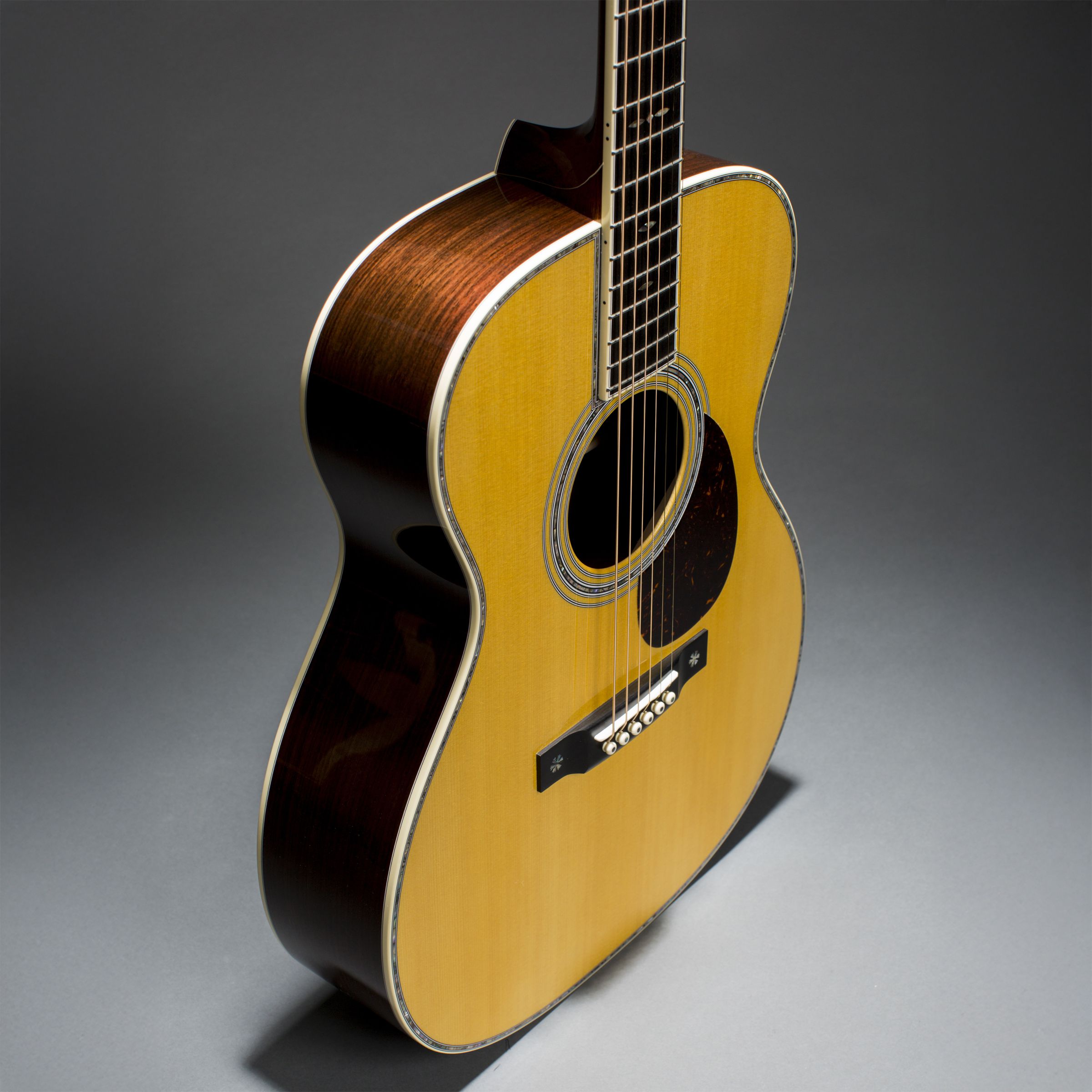 MARTIN GUITARS OM-42 MARTIN GUITARS OM-42