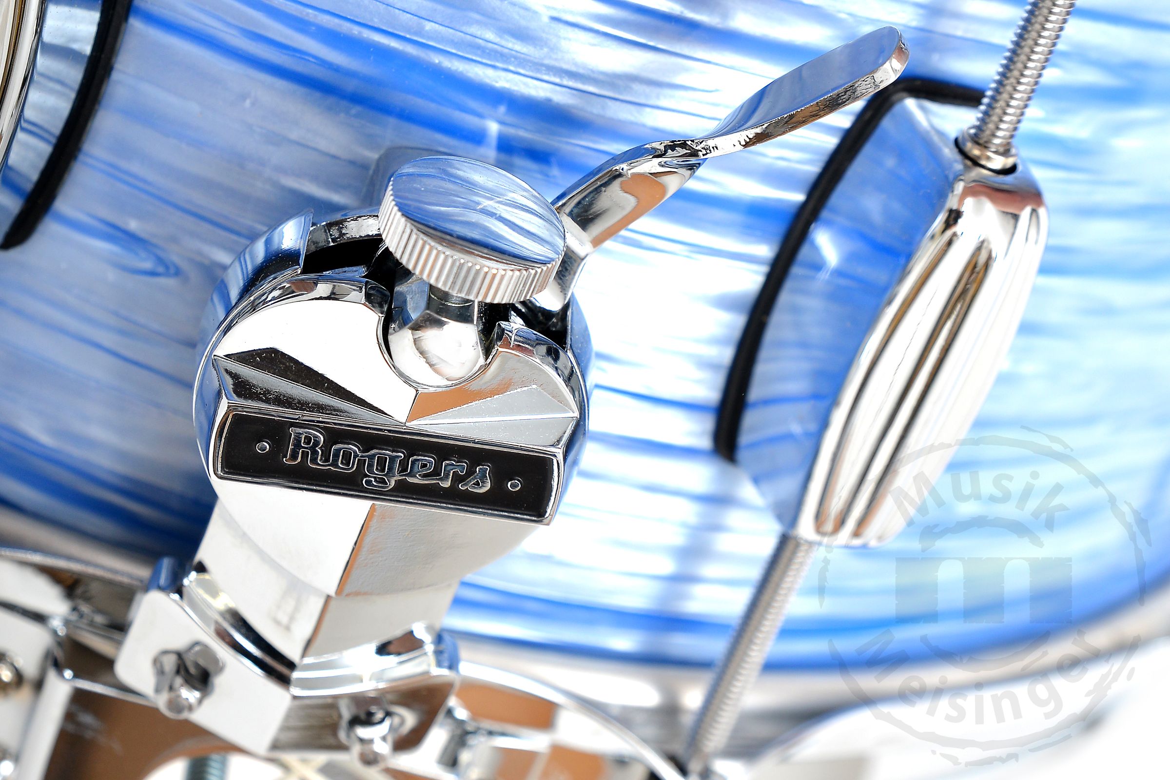 Rogers 14x6,5 Dyna-Sonic Snare Blue Ripple Rogers 14x6,5 Dyna-Sonic Snare Blue Ripple