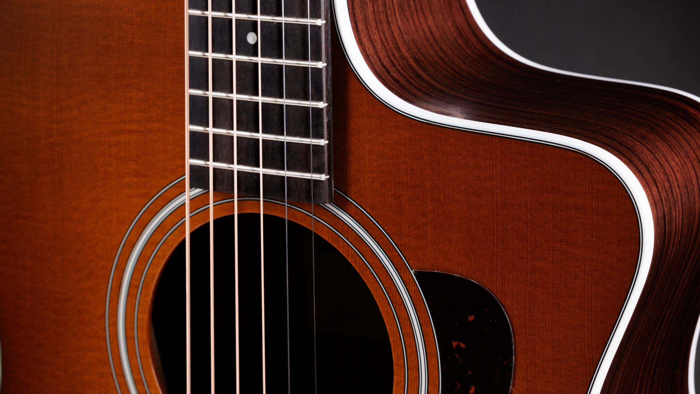 TAYLOR 214ce Special Edition Honeyburst