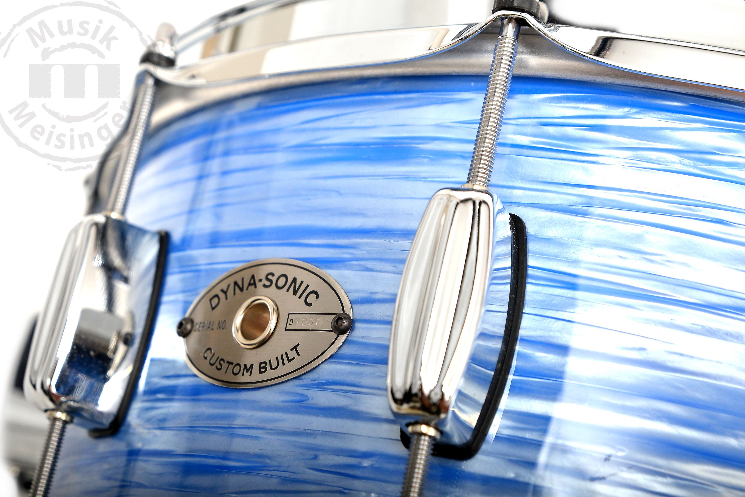Rogers 14x6,5 Dyna-Sonic Snare Blue Ripple Rogers 14x6,5 Dyna-Sonic Snare Blue Ripple