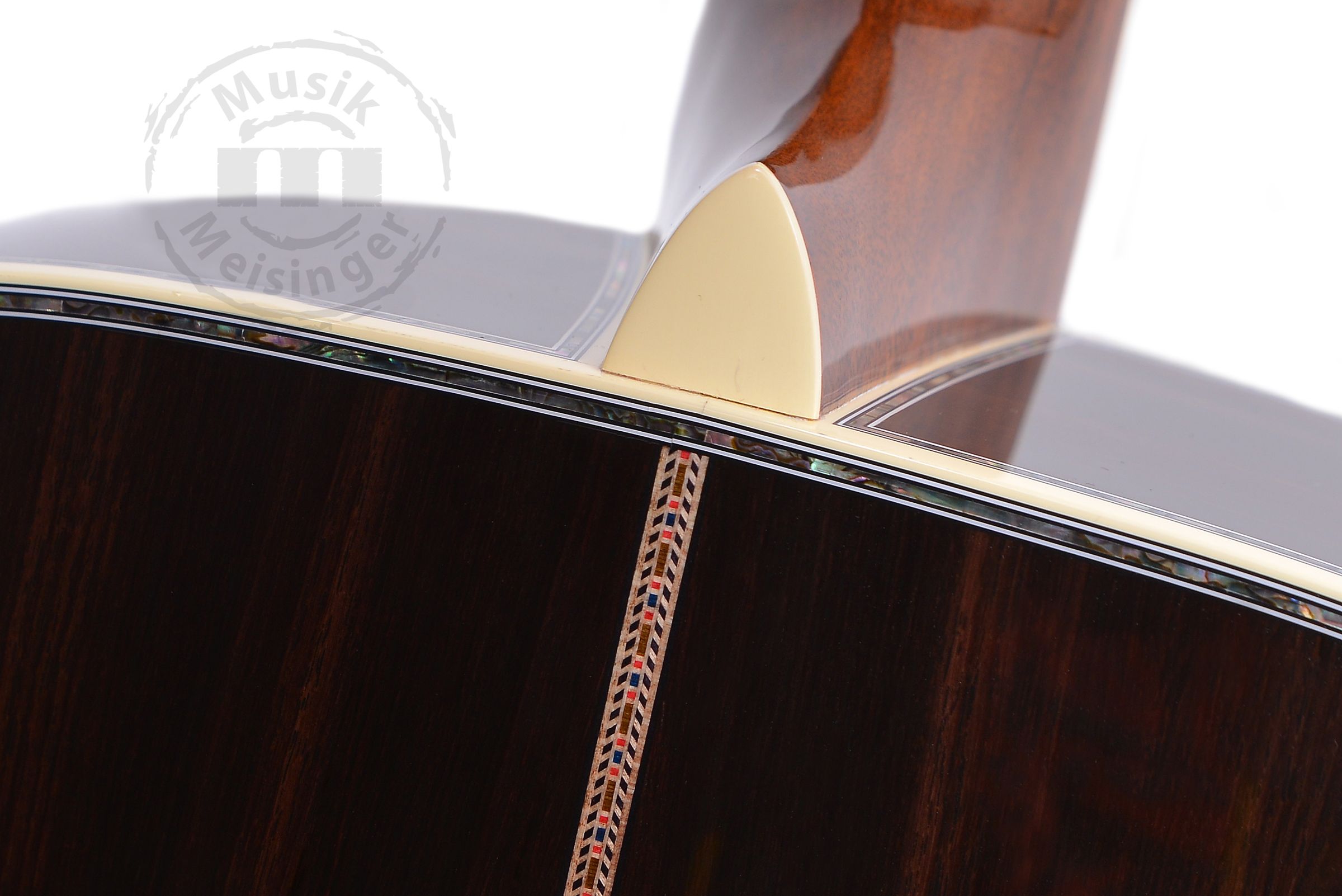 MARTIN GUITARS D-45