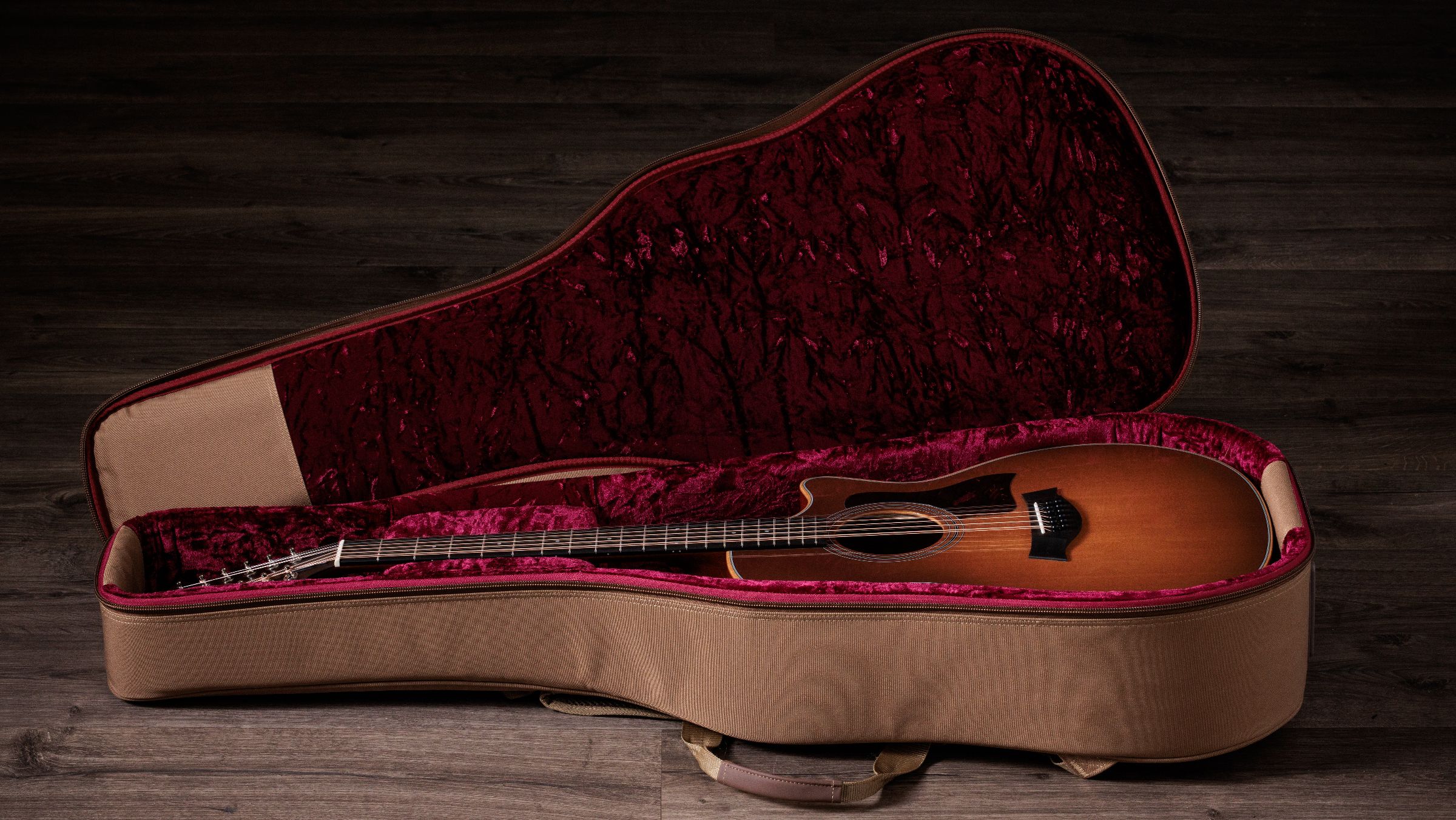 TAYLOR 354ce Studio Special Edition Honeyburst