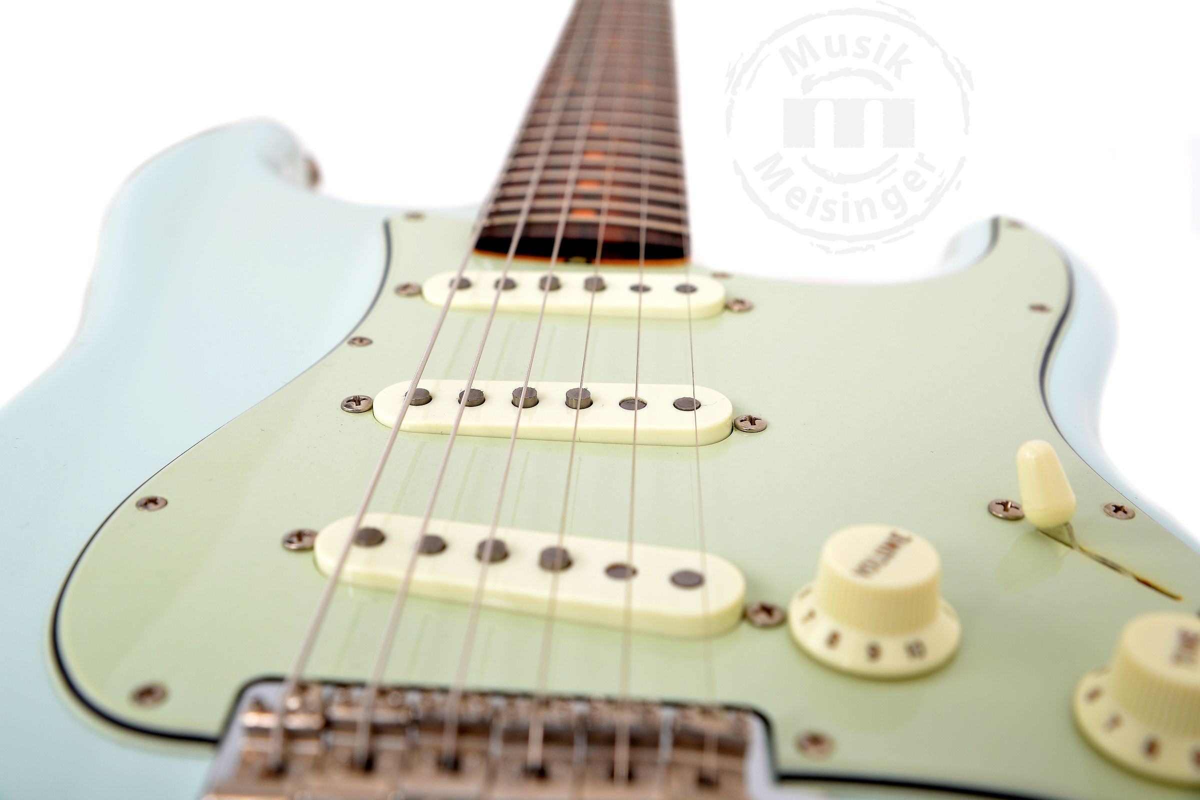 FENDER AM VINT 59 STRAT RW FSBL #GEBRAUCHT