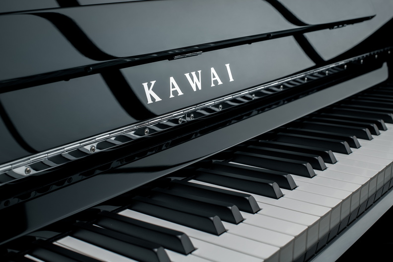 Kawai Novus NV6 schwarz poliert