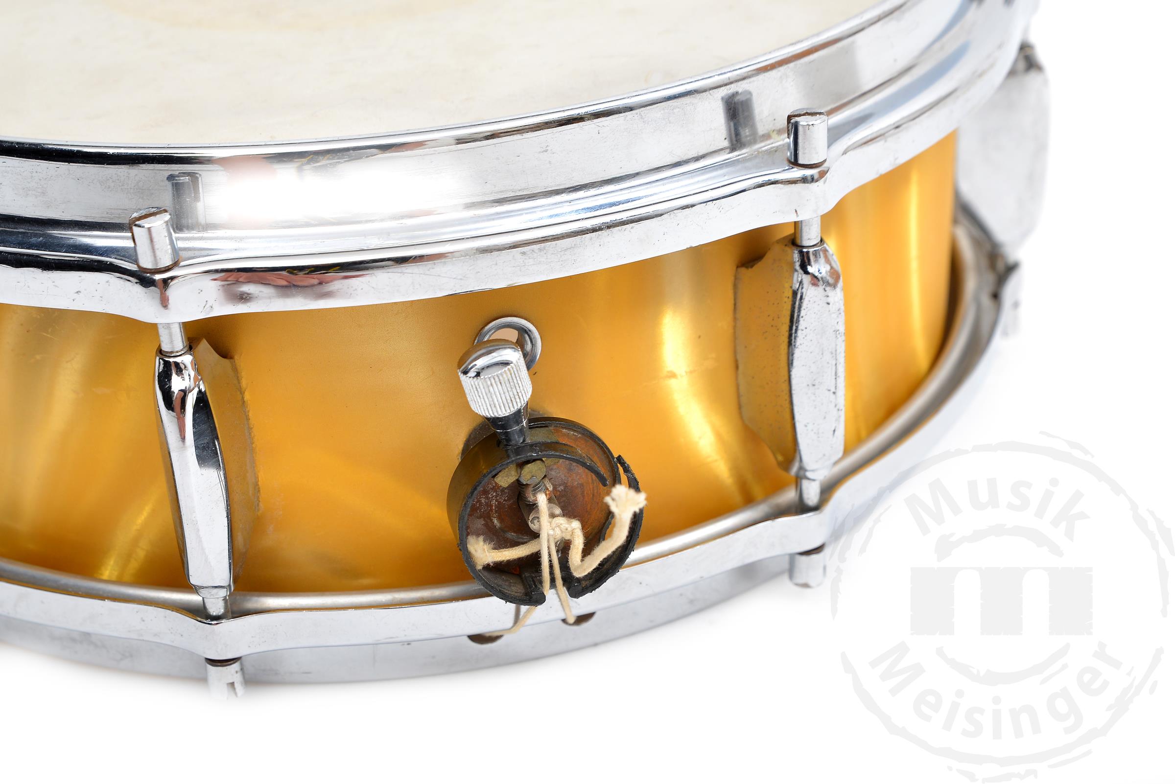 Sonor Teardrop 14x4,5 Snare Multibrilliant Finish Sonor Teardrop 14x4,5 Snare Multibrilliant Finish